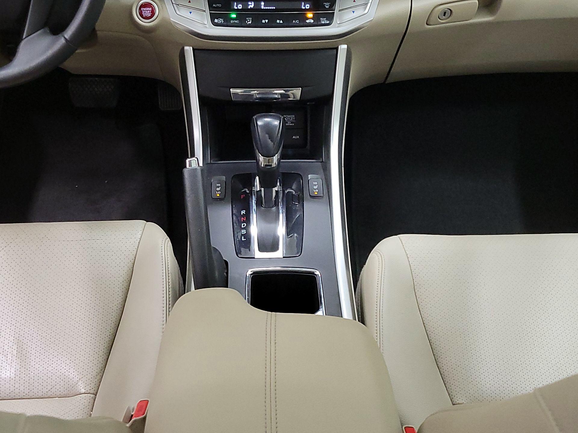 Thumbnail: 2014 Honda Accord - 17