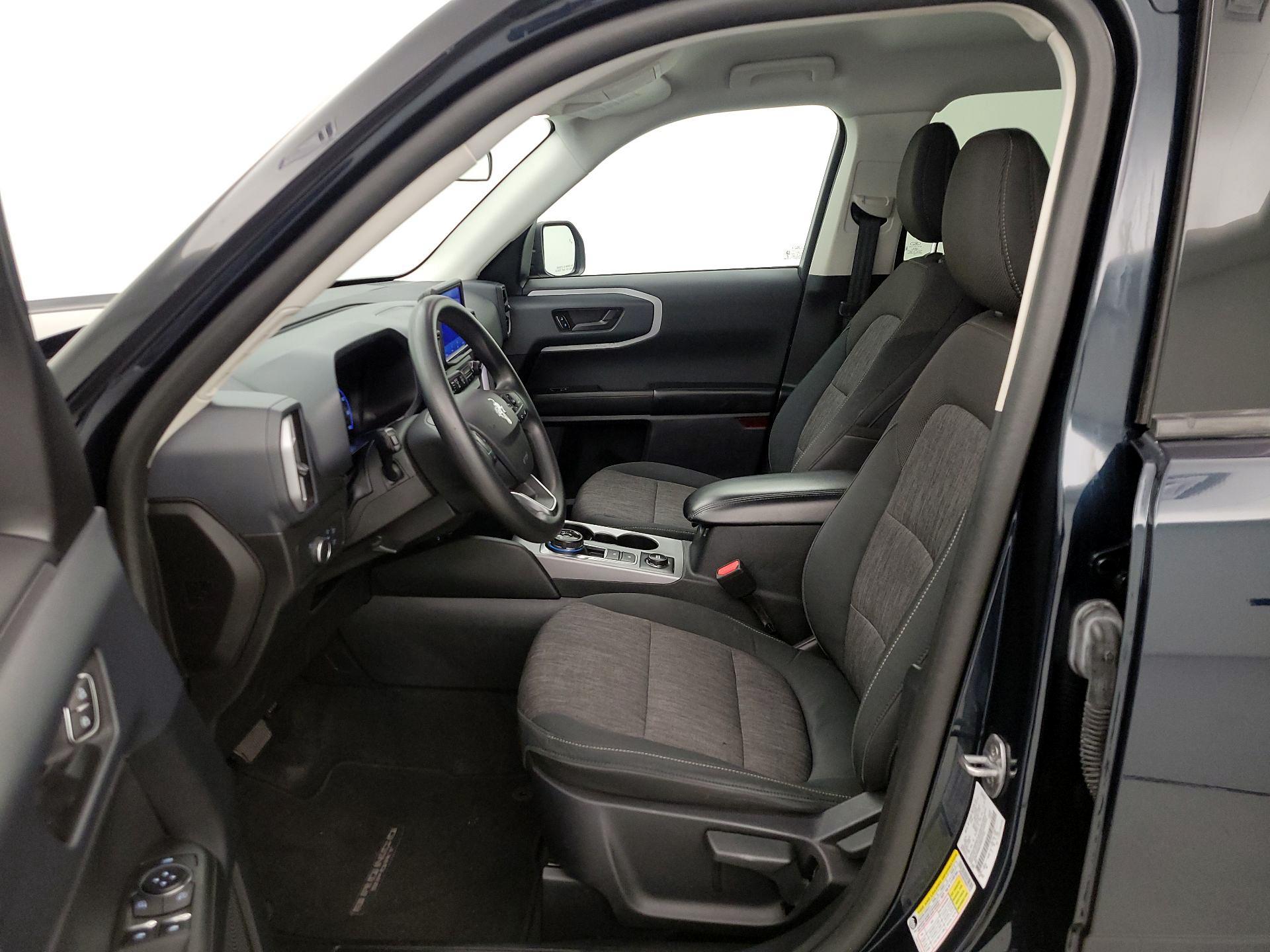 Thumbnail: 2022 Ford Bronco Sport - 11