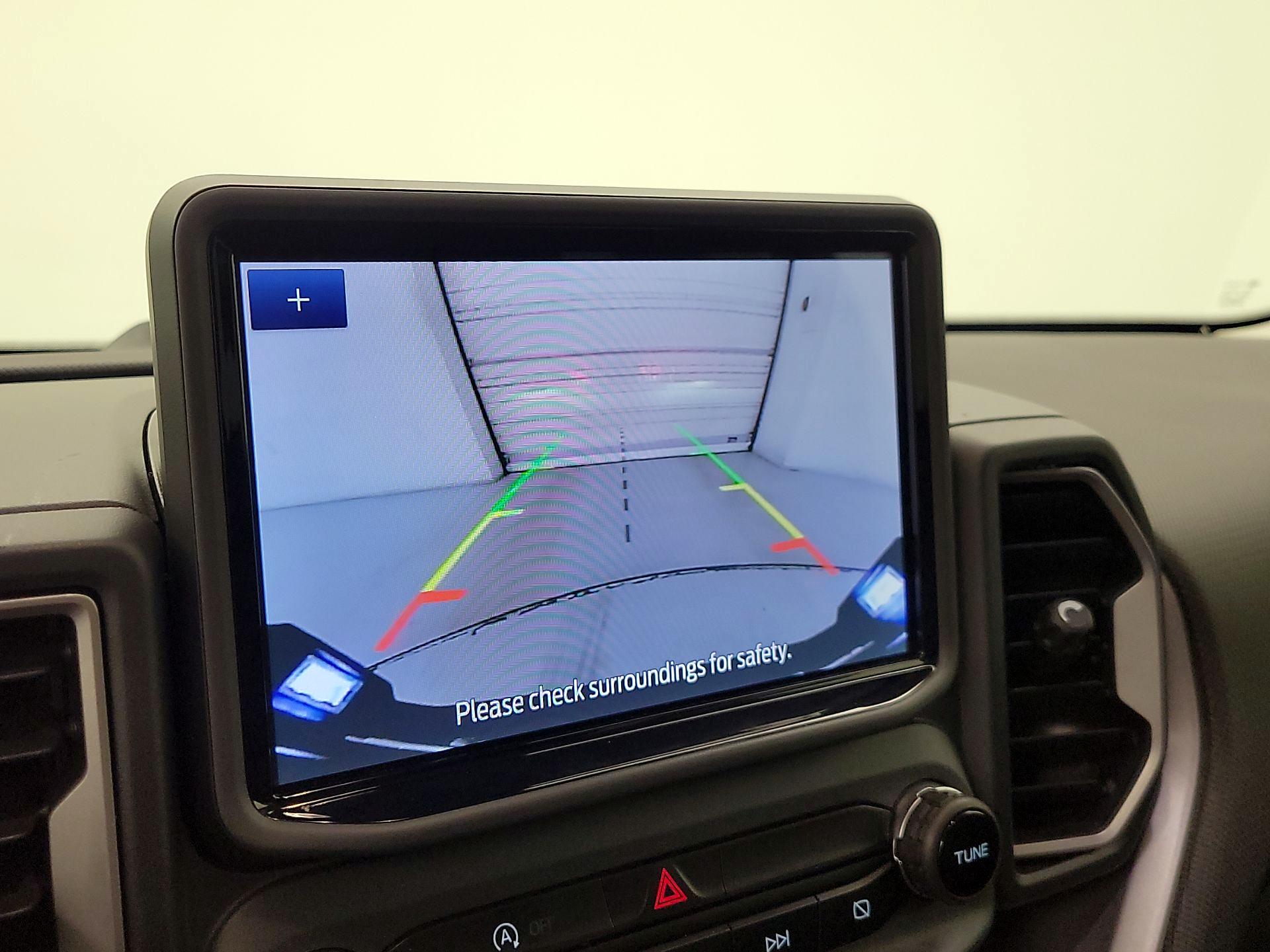 Thumbnail: 2022 Ford Bronco Sport - 14