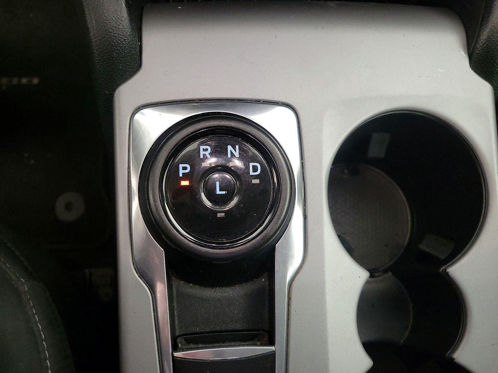 Thumbnail: 2022 Ford Bronco Sport - 17