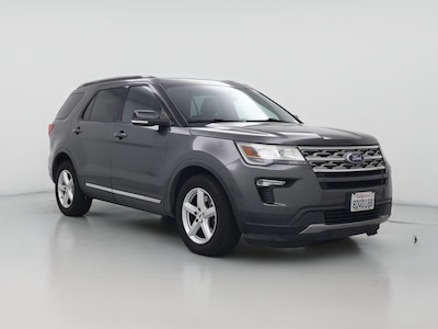 Gray 2018 Ford Explorer XLT