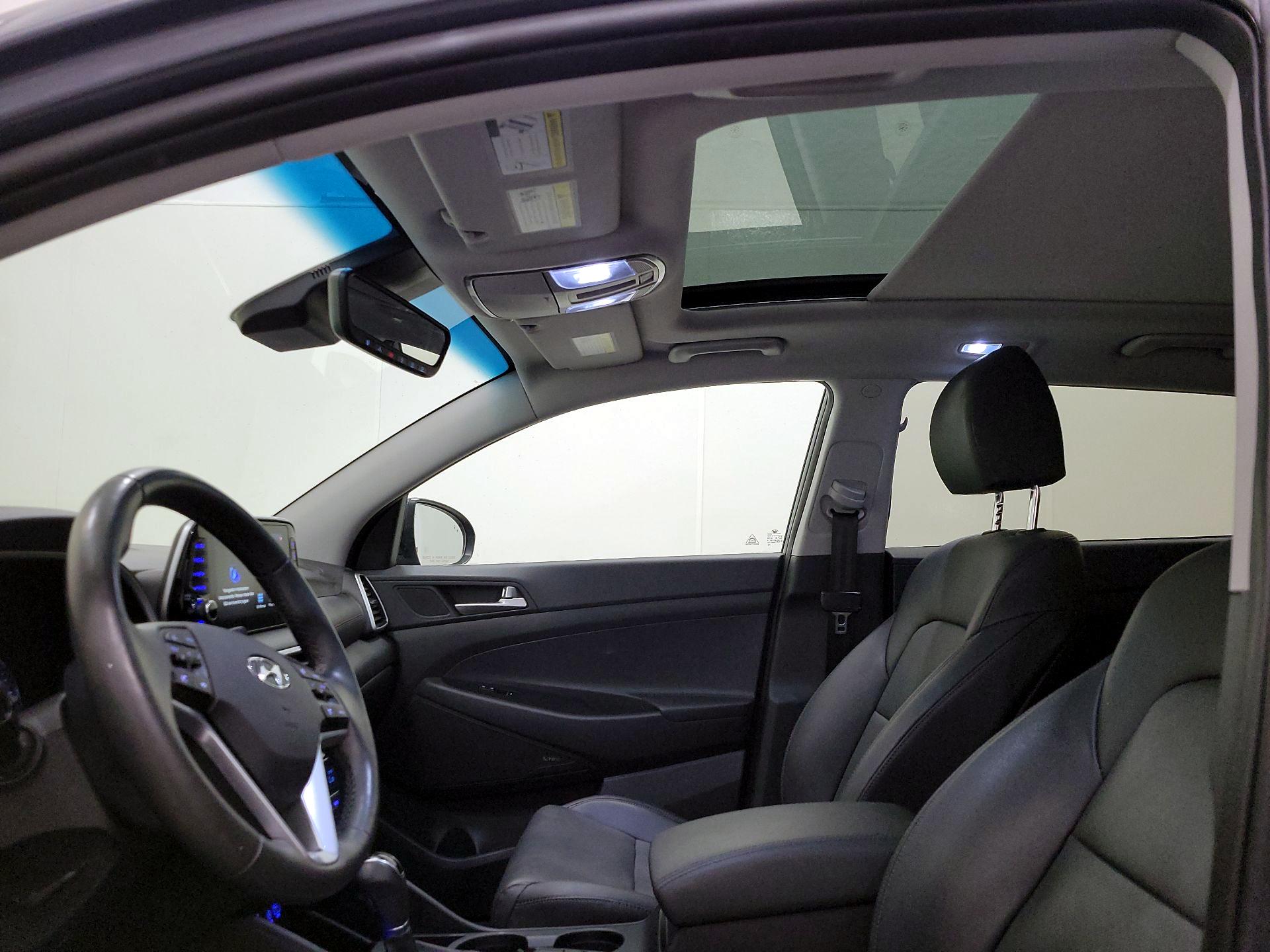 Thumbnail: 2020 Hyundai Tucson - 19