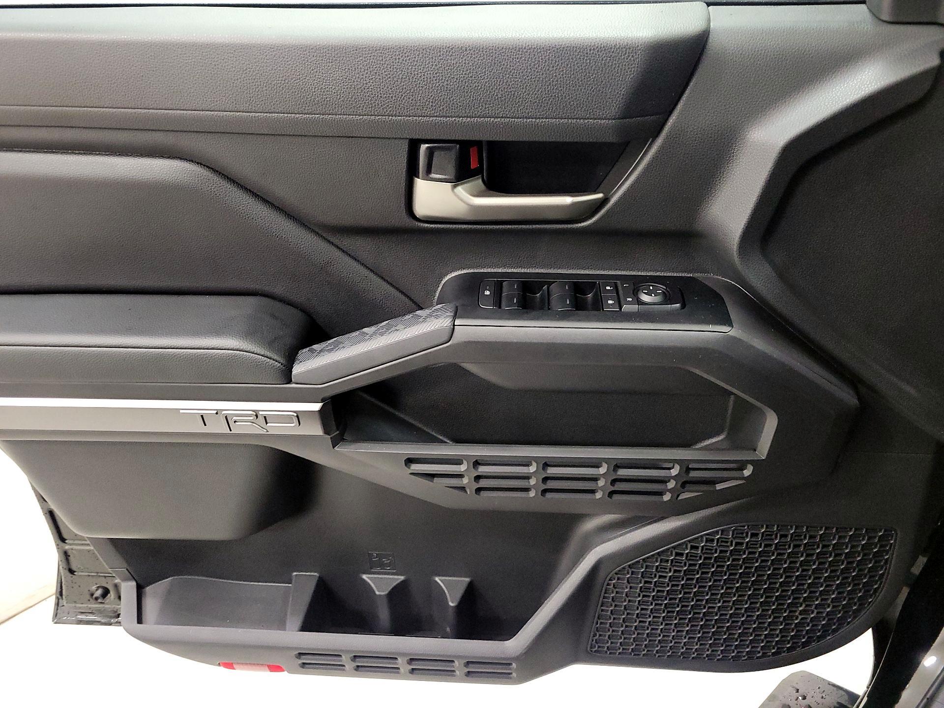 Thumbnail: 2025 Toyota Tacoma - 12