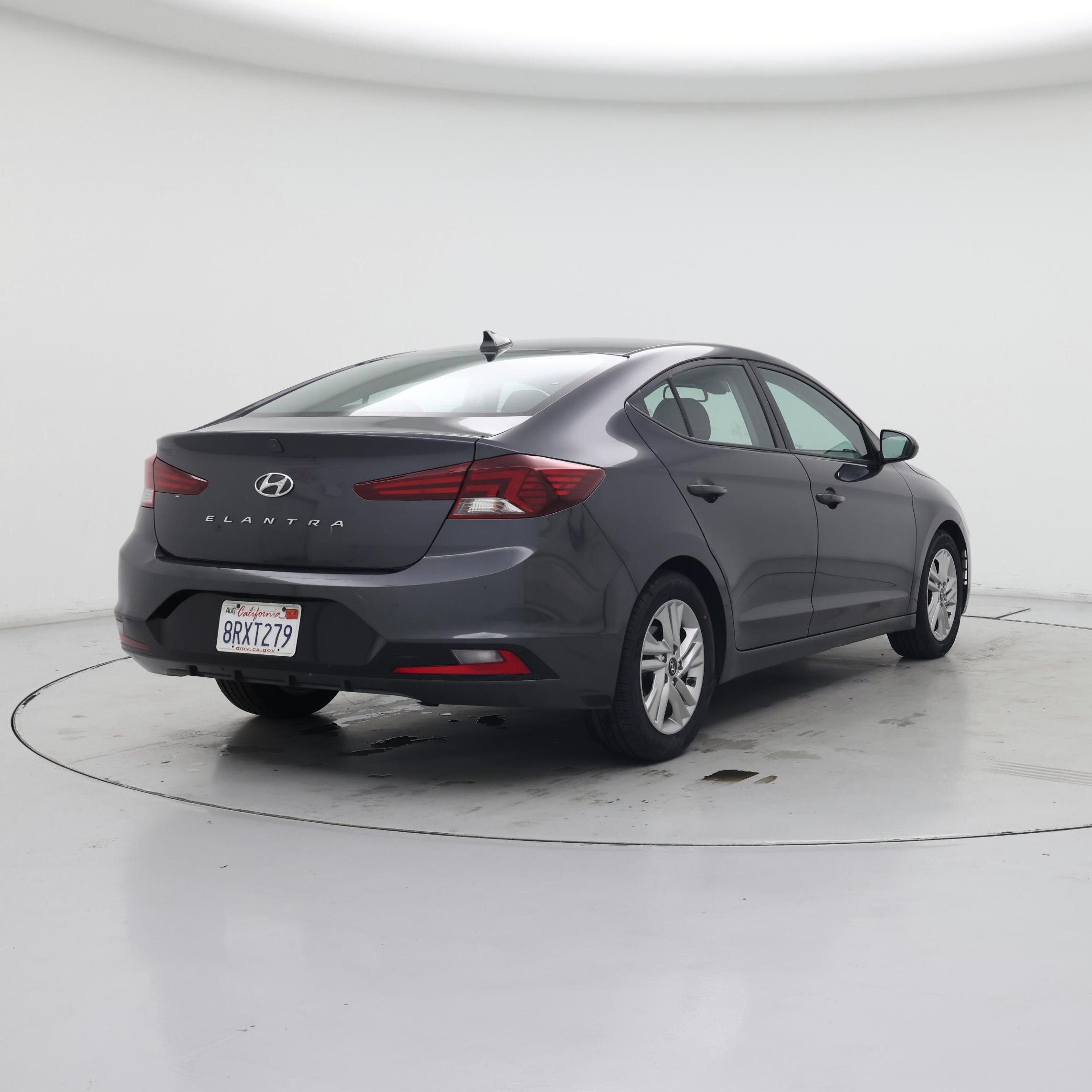 Thumbnail: 2020 Hyundai Elantra - 8