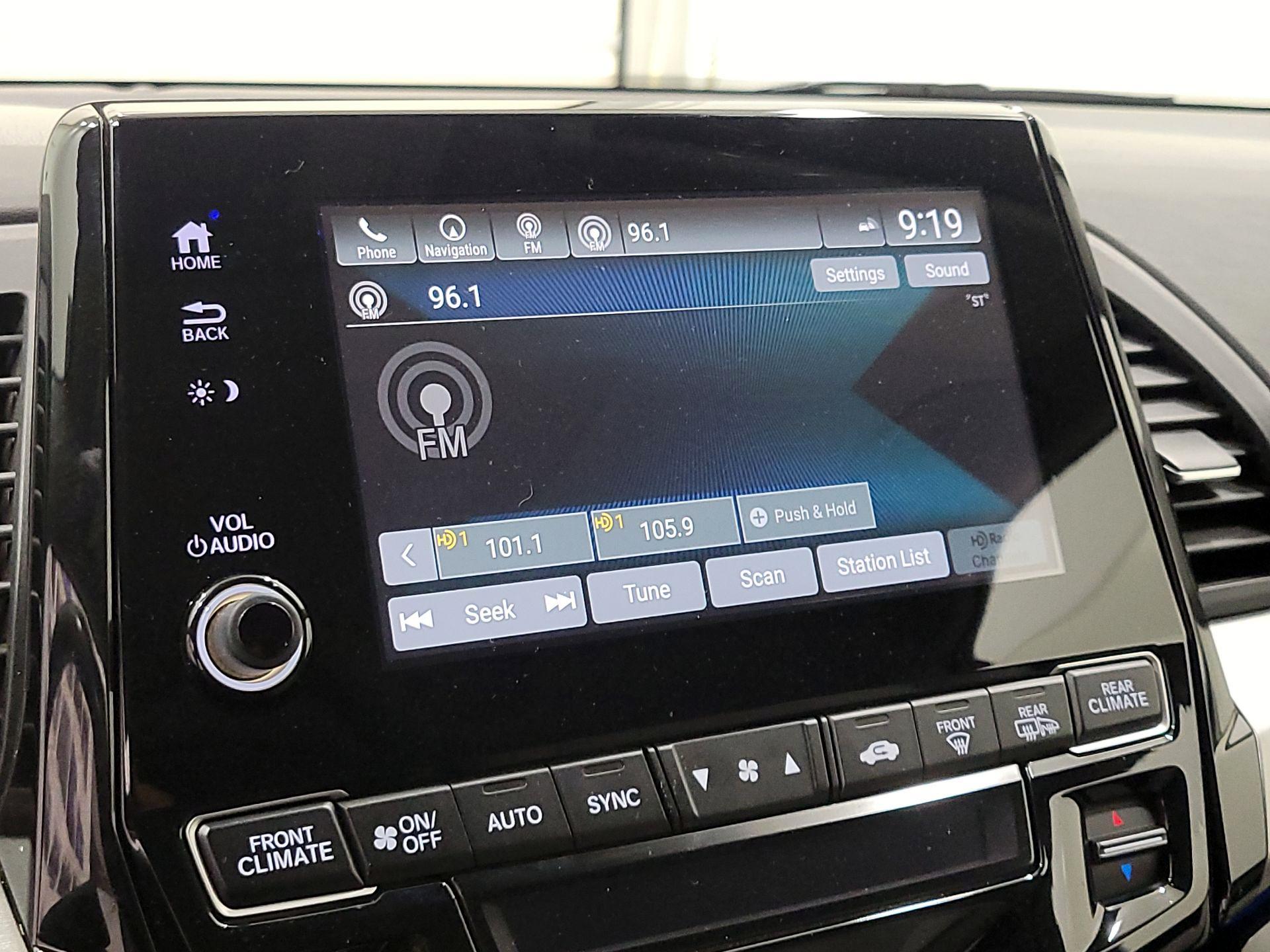 Thumbnail: 2019 Honda Odyssey - 15