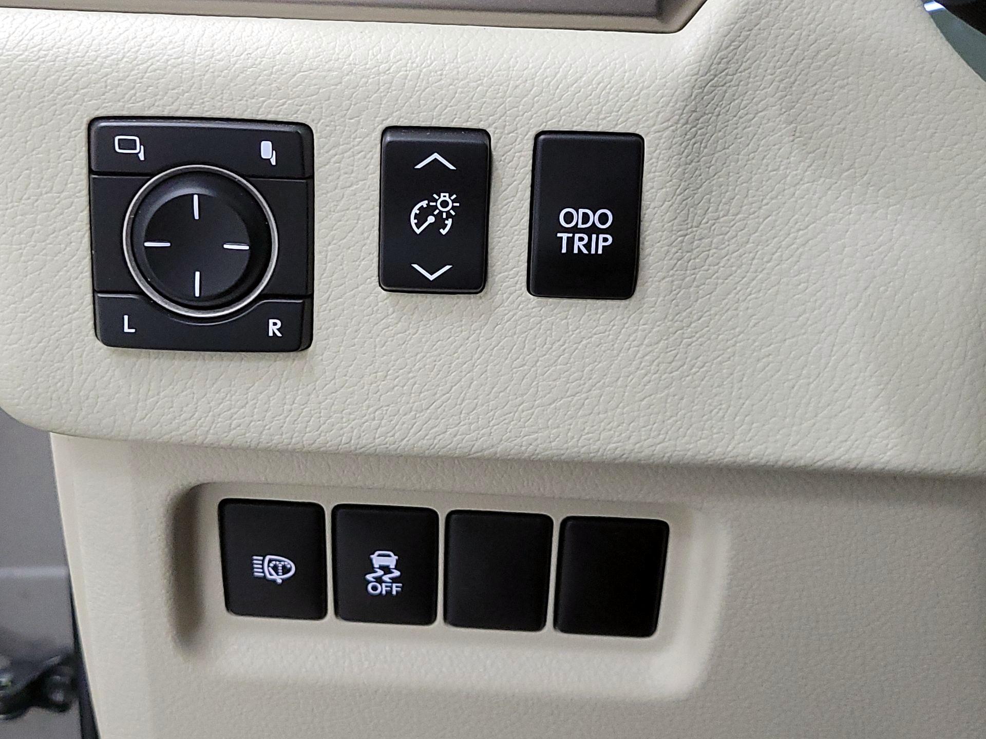 Thumbnail: 2014 Lexus GX - 13