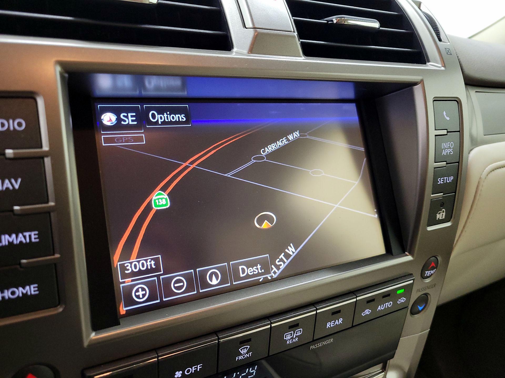 Thumbnail: 2014 Lexus GX - 14