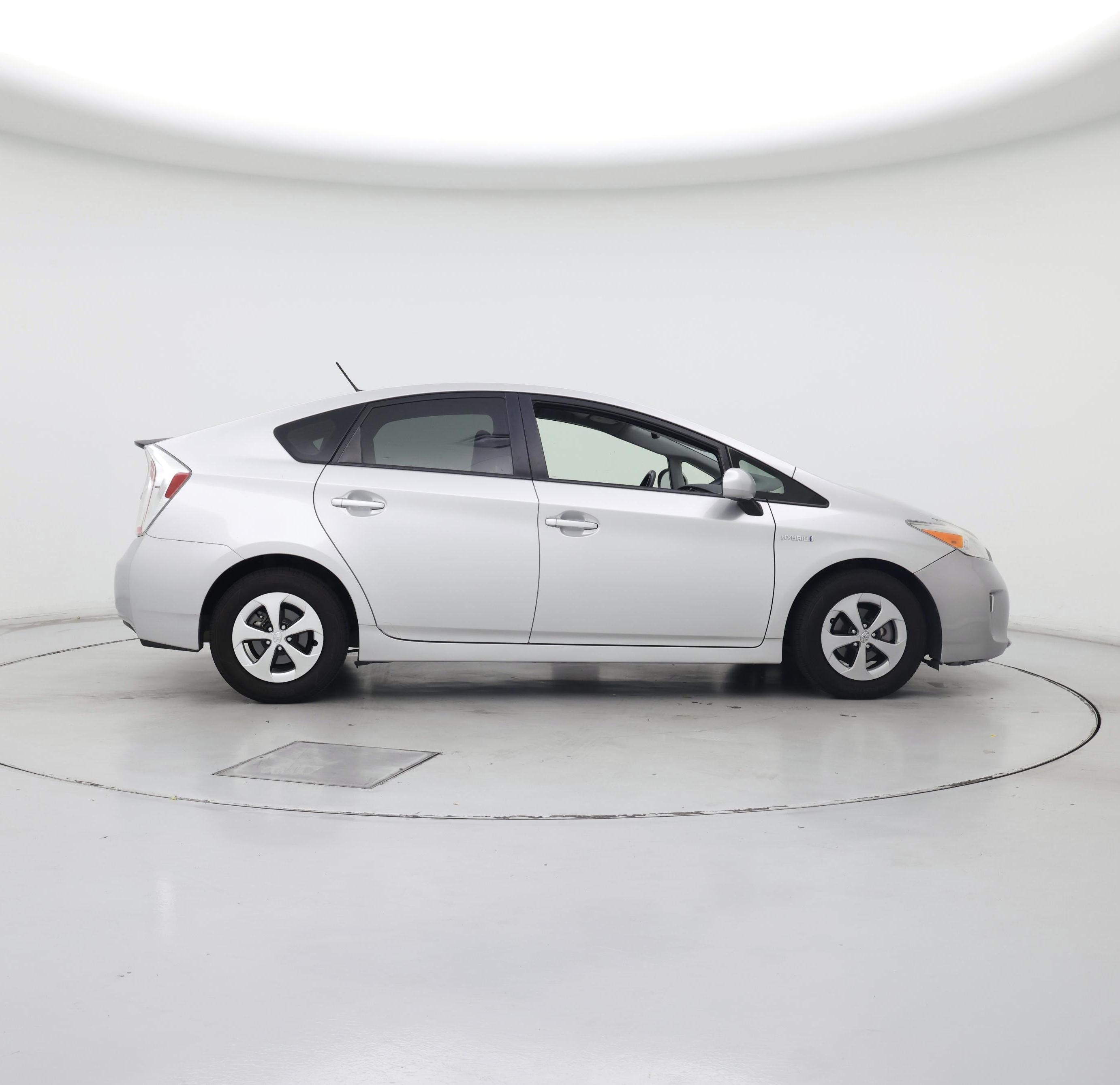 Thumbnail: 2014 Toyota Prius - 7