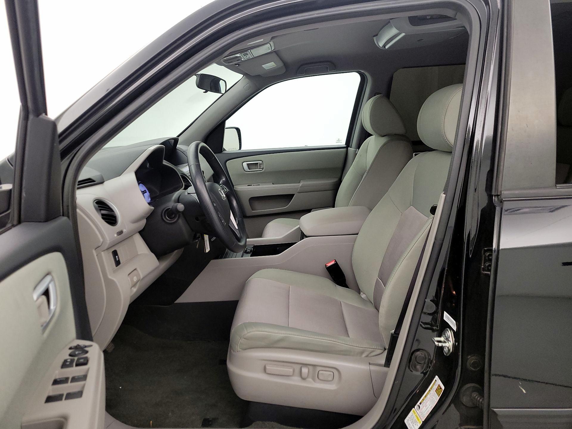 Thumbnail: 2015 Honda Pilot - 11