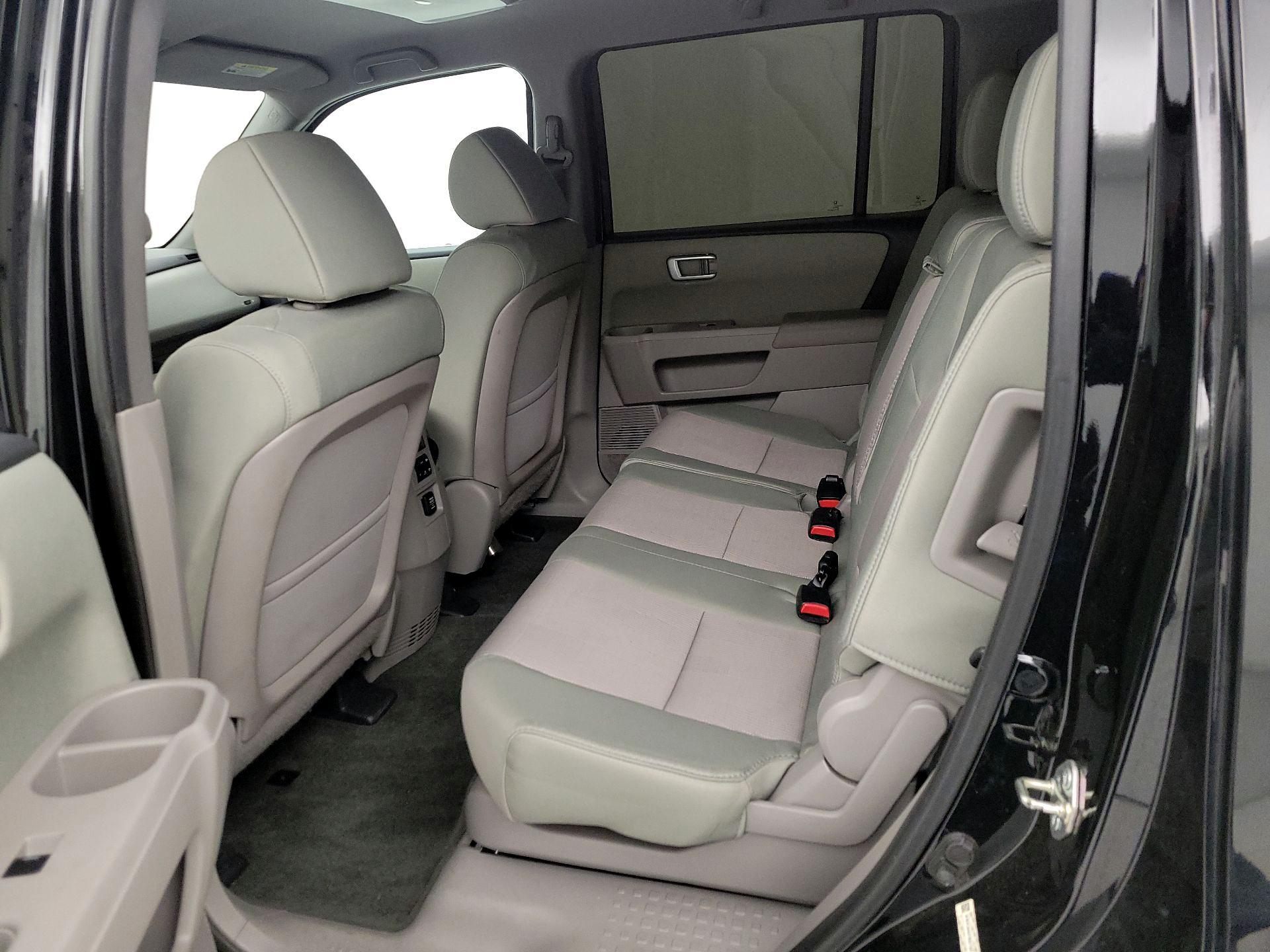 Thumbnail: 2015 Honda Pilot - 19