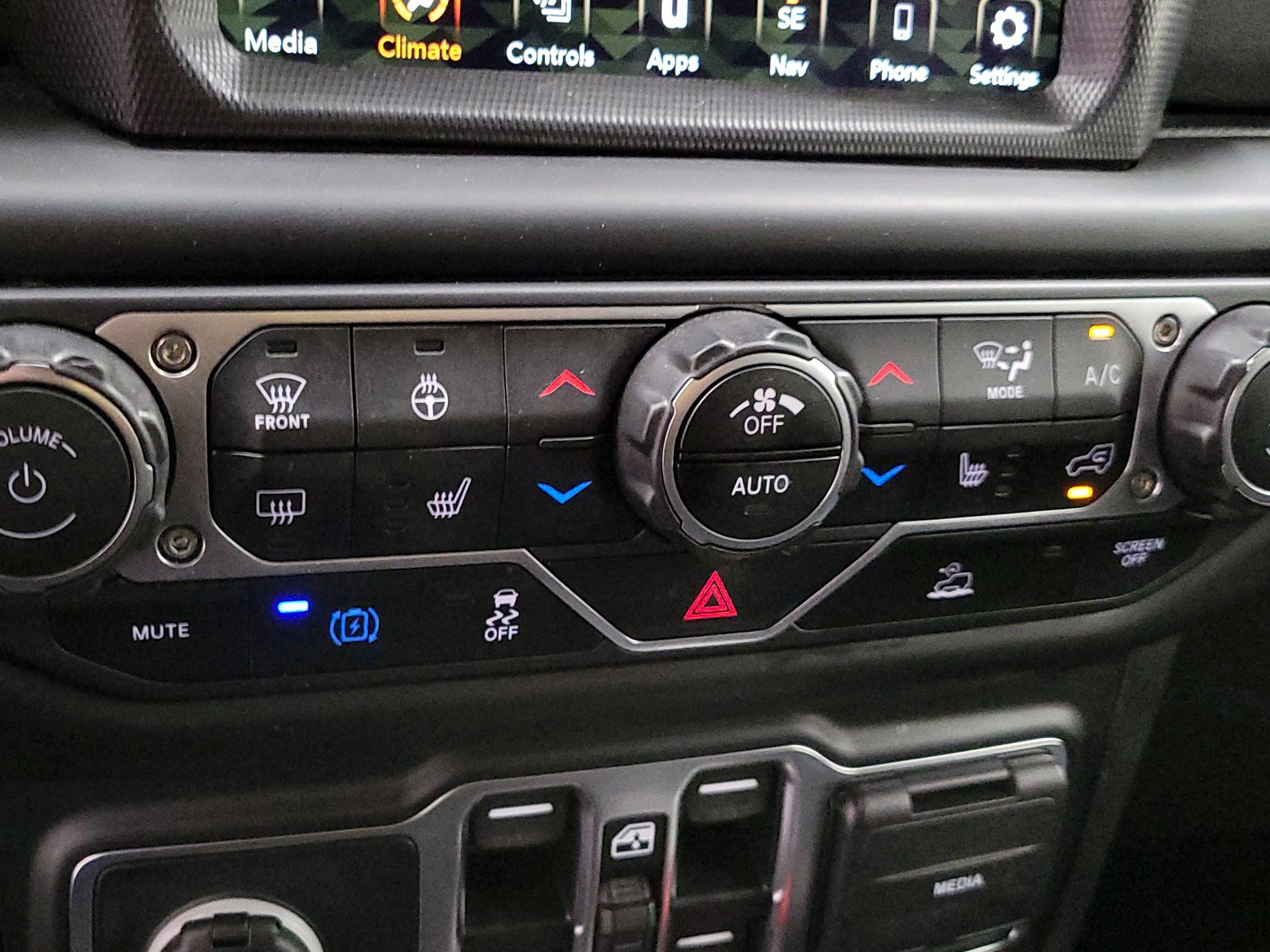 Thumbnail: 2023 Jeep Wrangler - 17