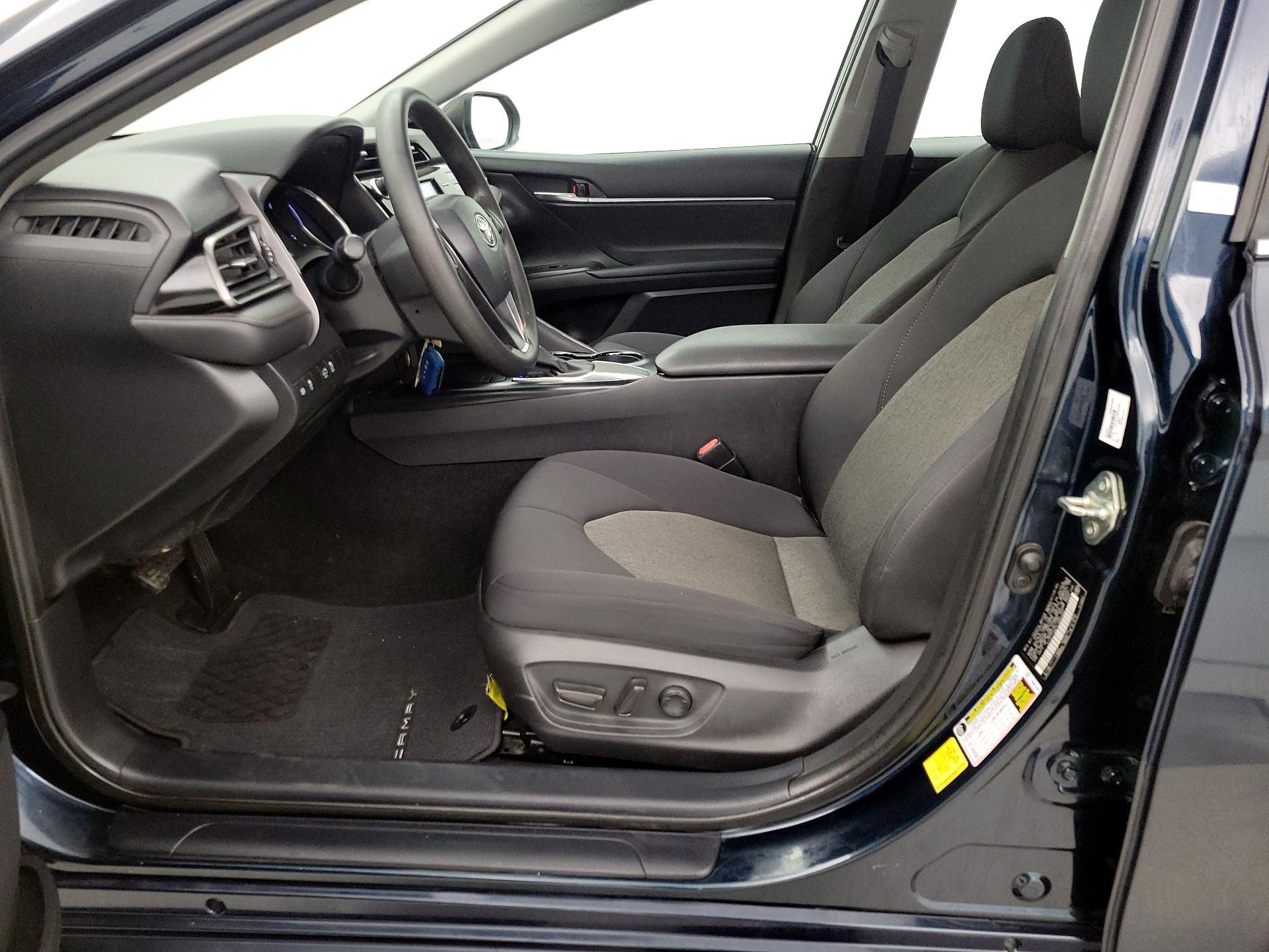 Thumbnail: 2020 Toyota Camry - 11