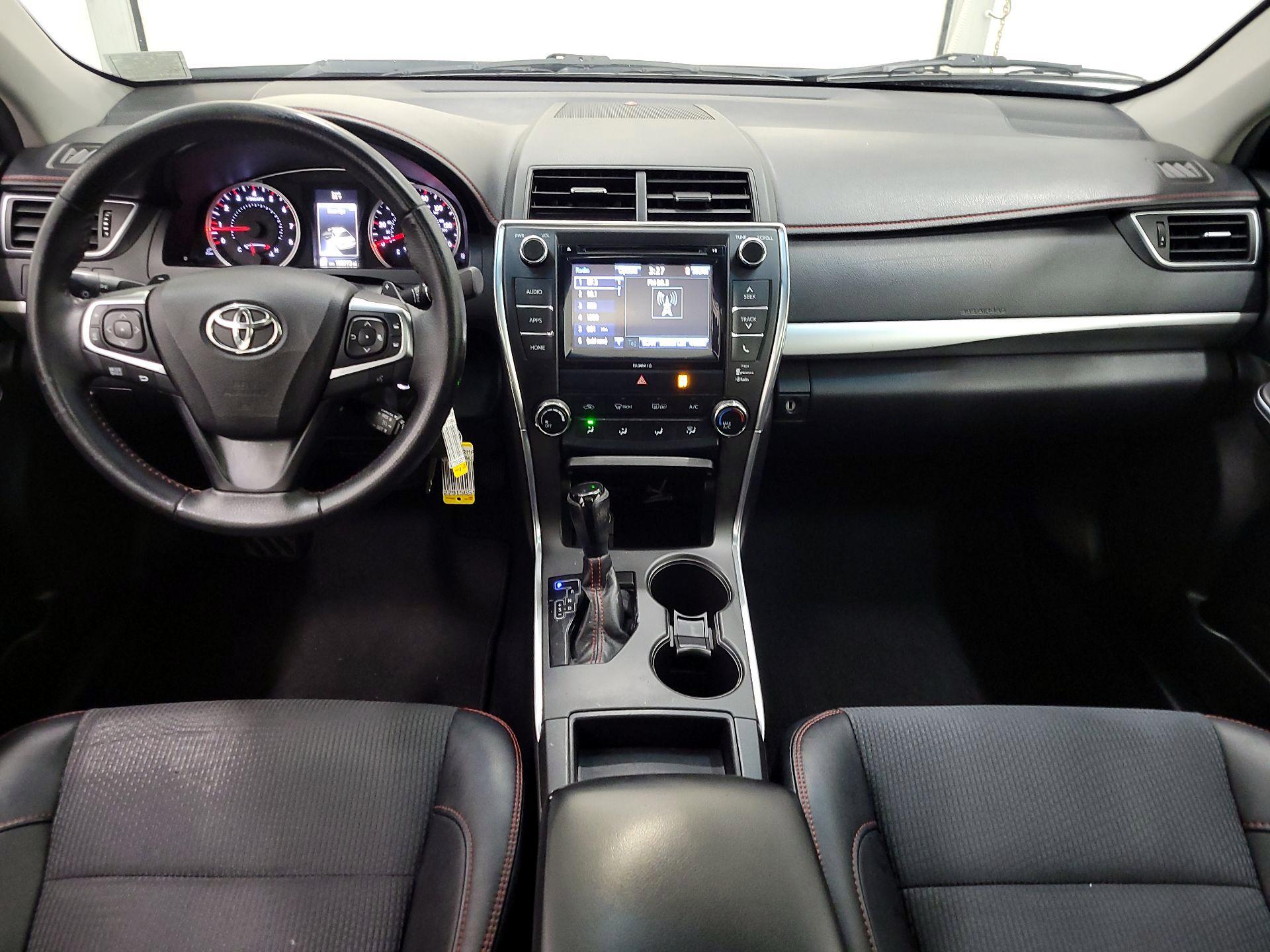 Thumbnail: 2017 Toyota Camry - 9