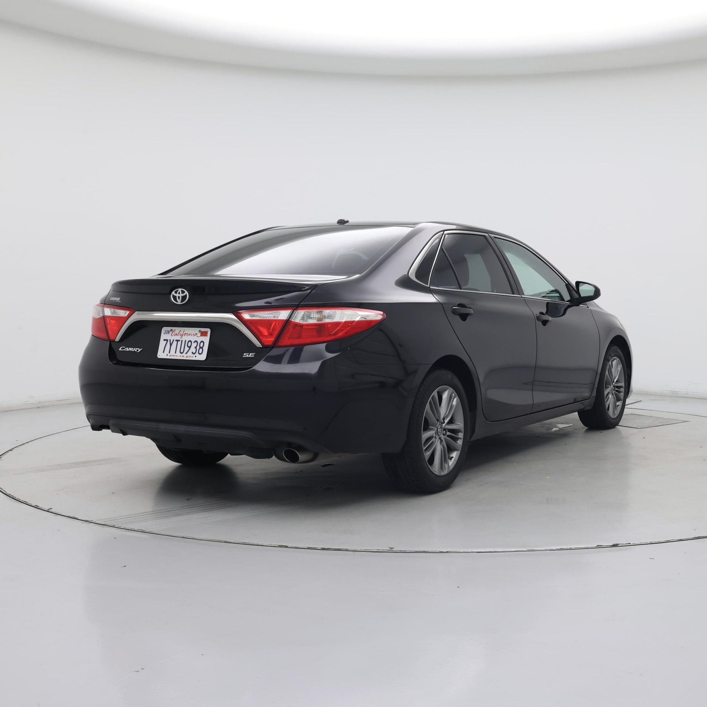 Thumbnail: 2017 Toyota Camry - 8