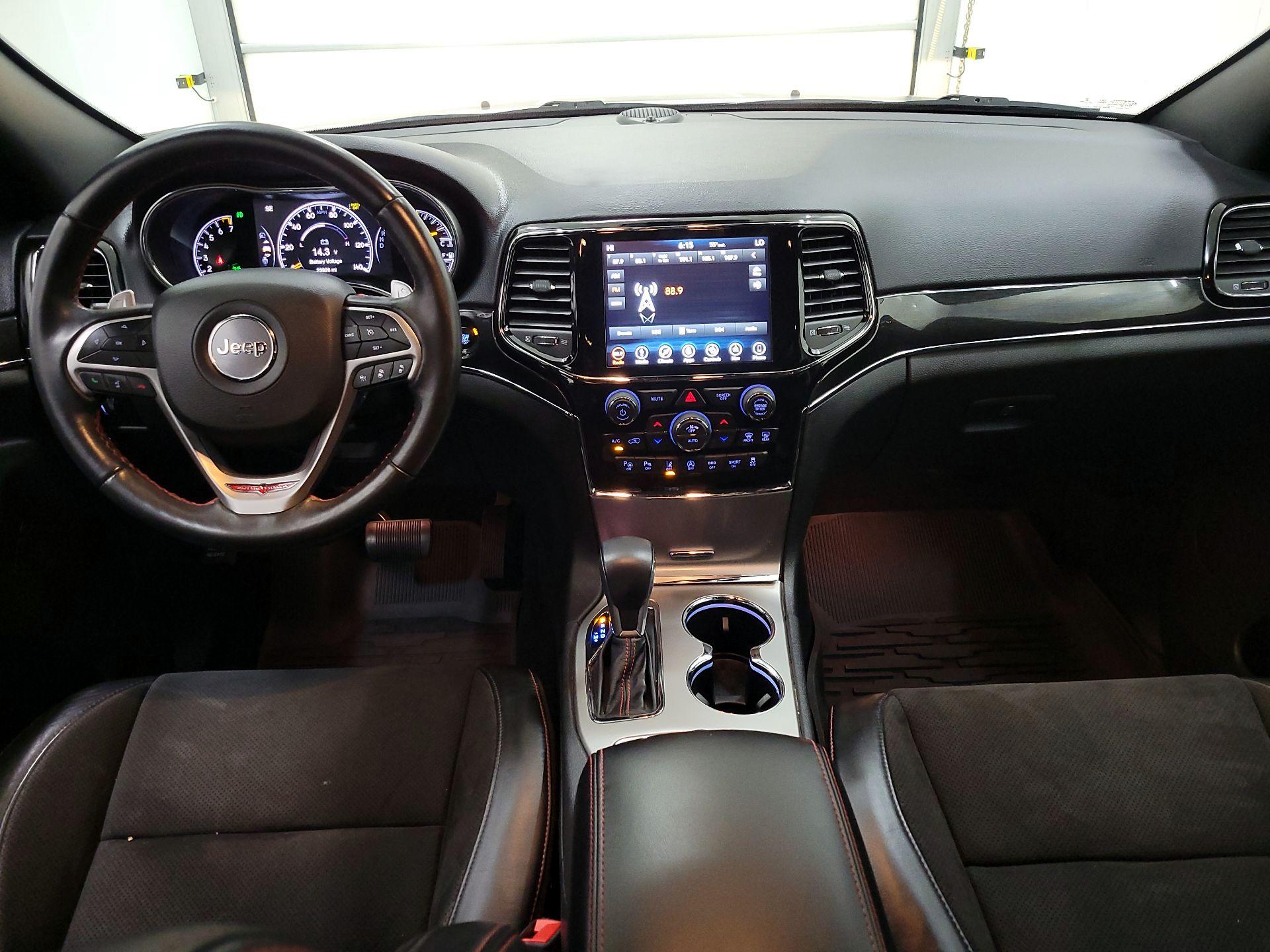 Thumbnail: 2019 Jeep Grand Cherokee - 9