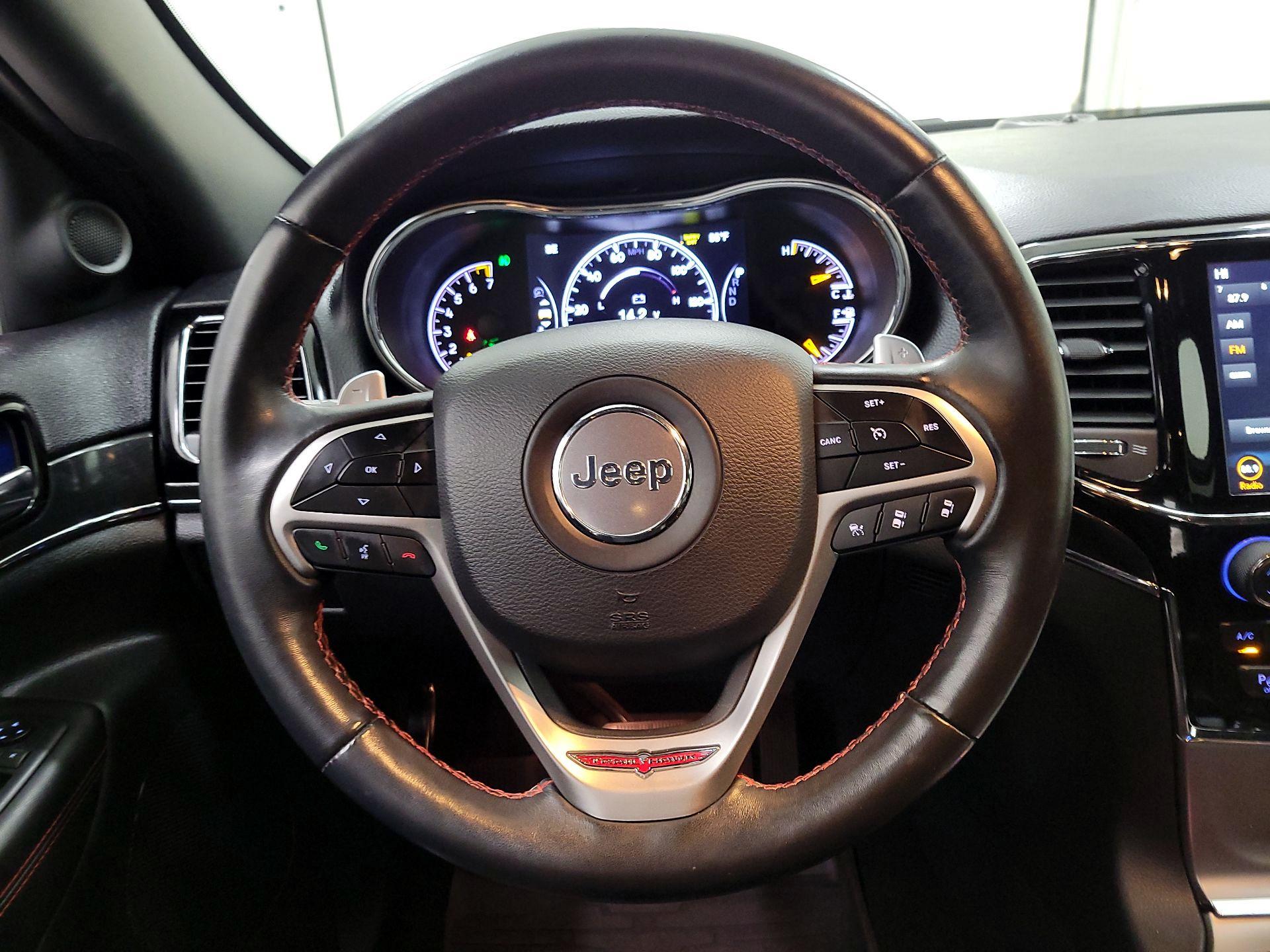 Thumbnail: 2019 Jeep Grand Cherokee - 10