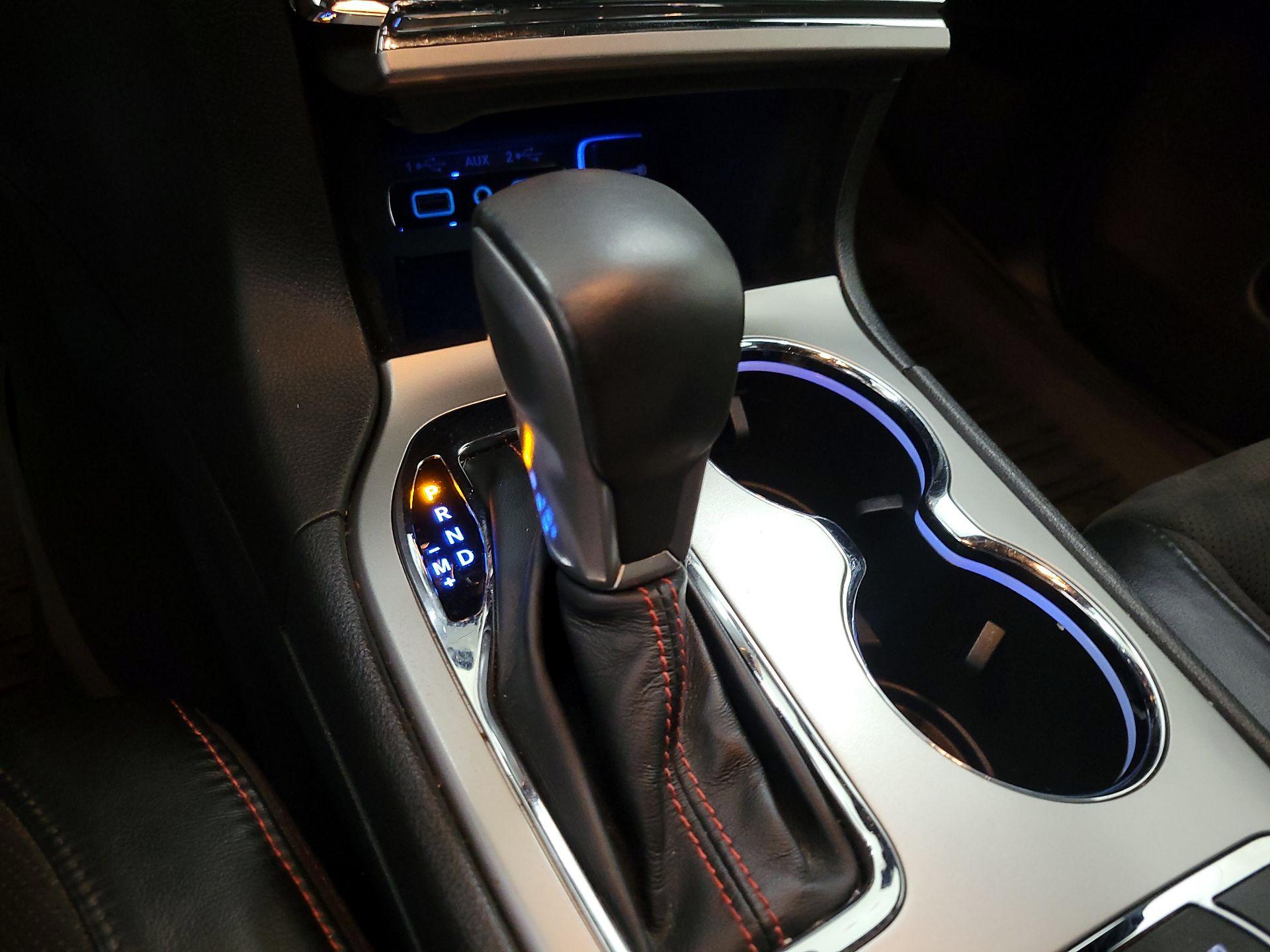 Thumbnail: 2019 Jeep Grand Cherokee - 17