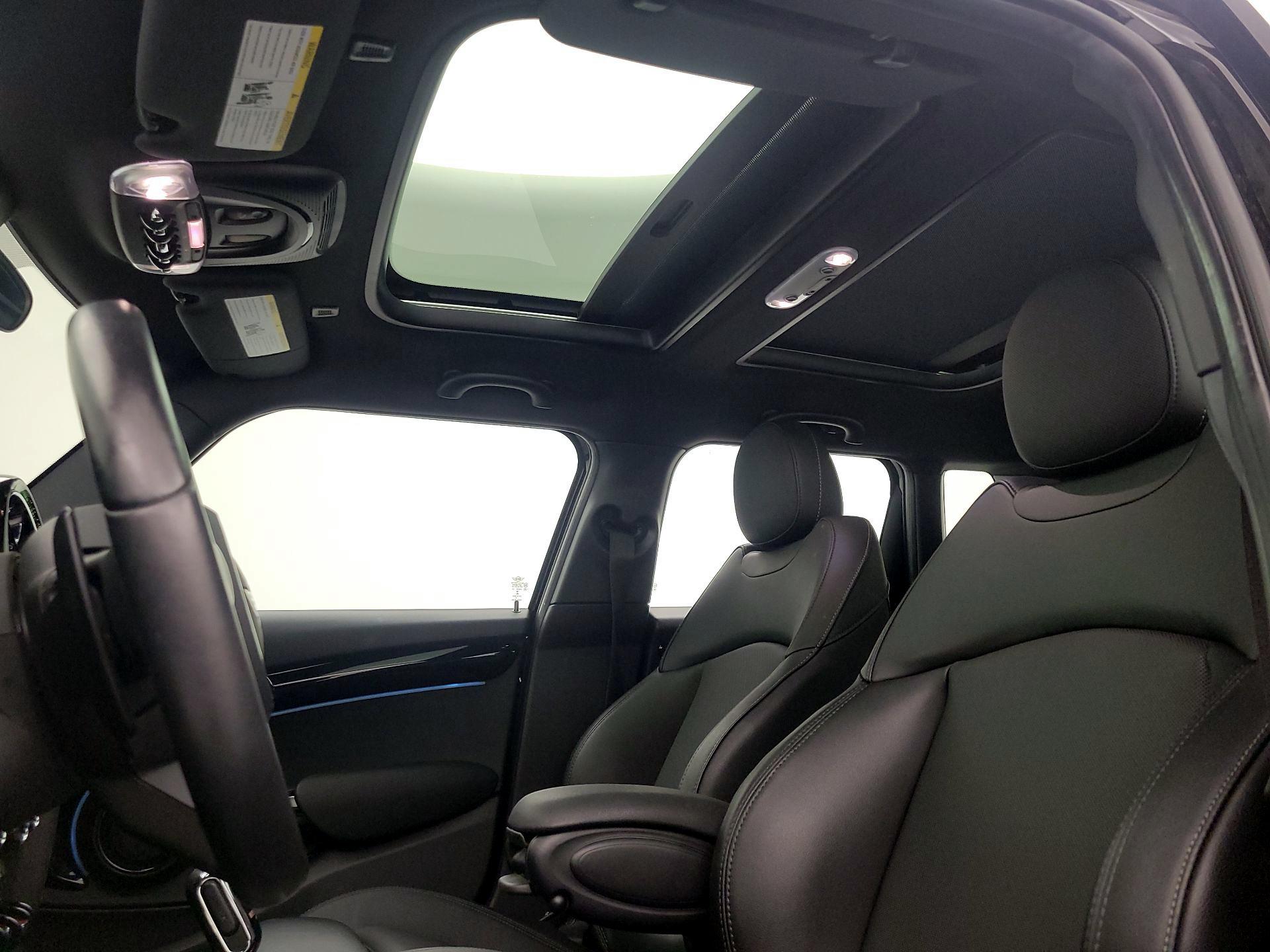 Thumbnail: 2022 MINI Cooper Hardtop - 20