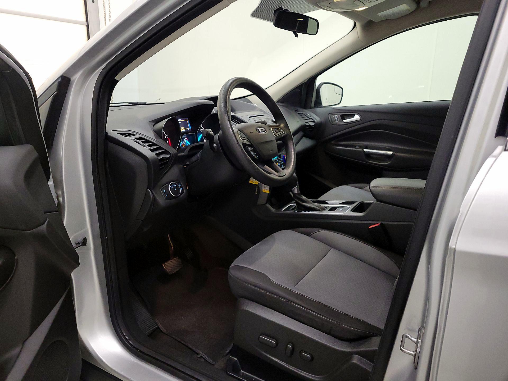 Thumbnail: 2017 Ford Escape - 11