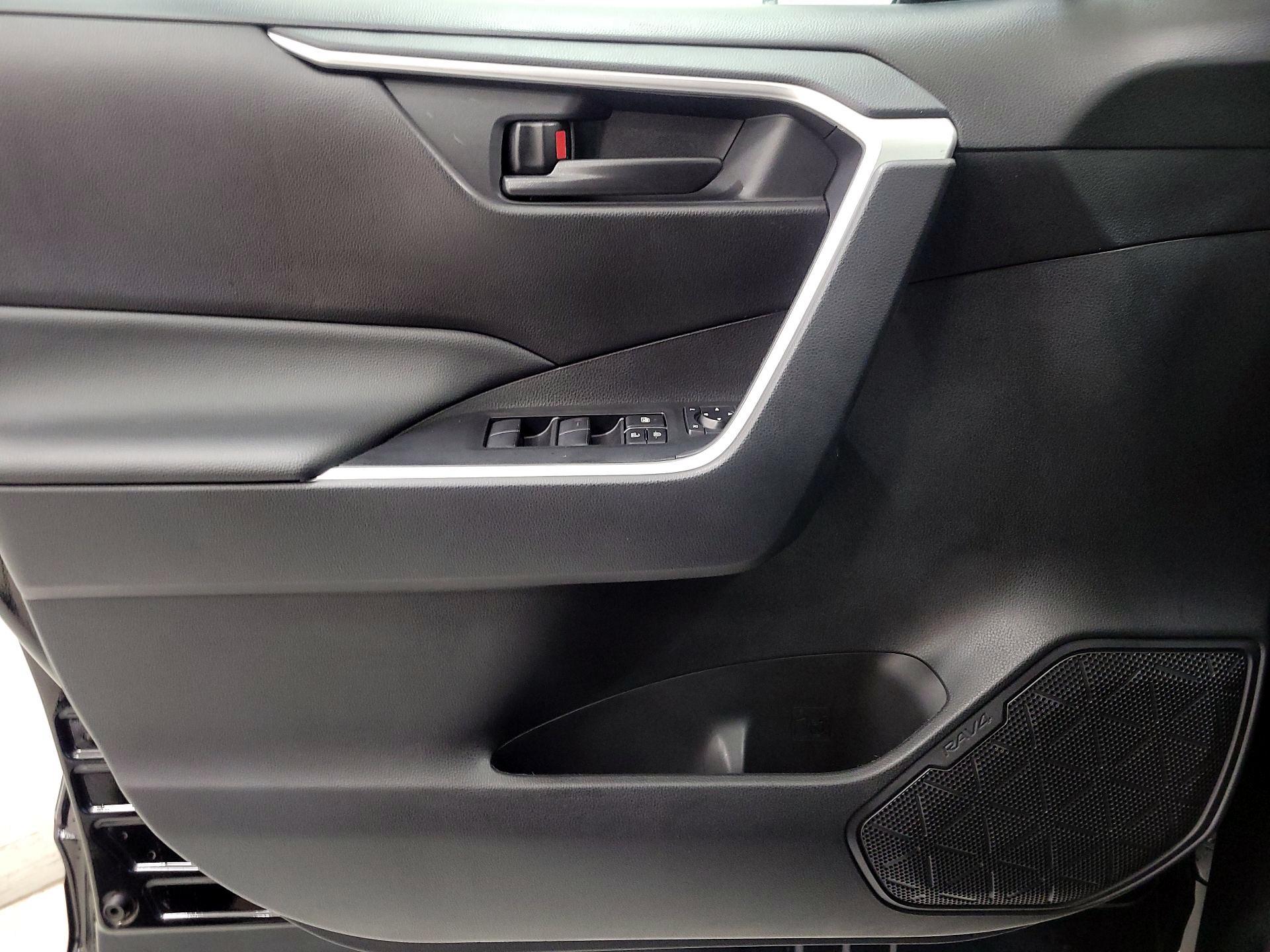 Thumbnail: 2024 Toyota RAV4 - 12