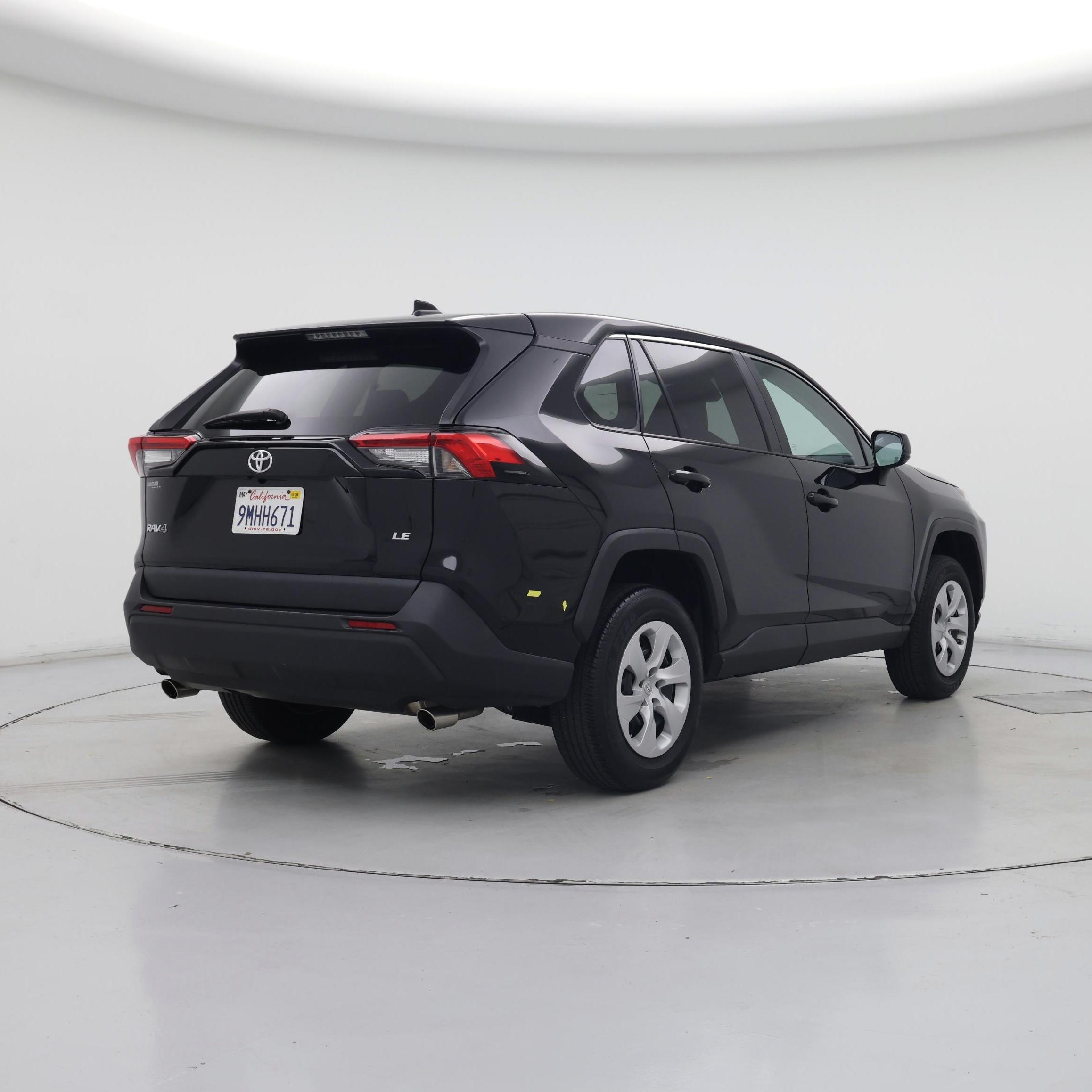 Thumbnail: 2024 Toyota RAV4 - 8