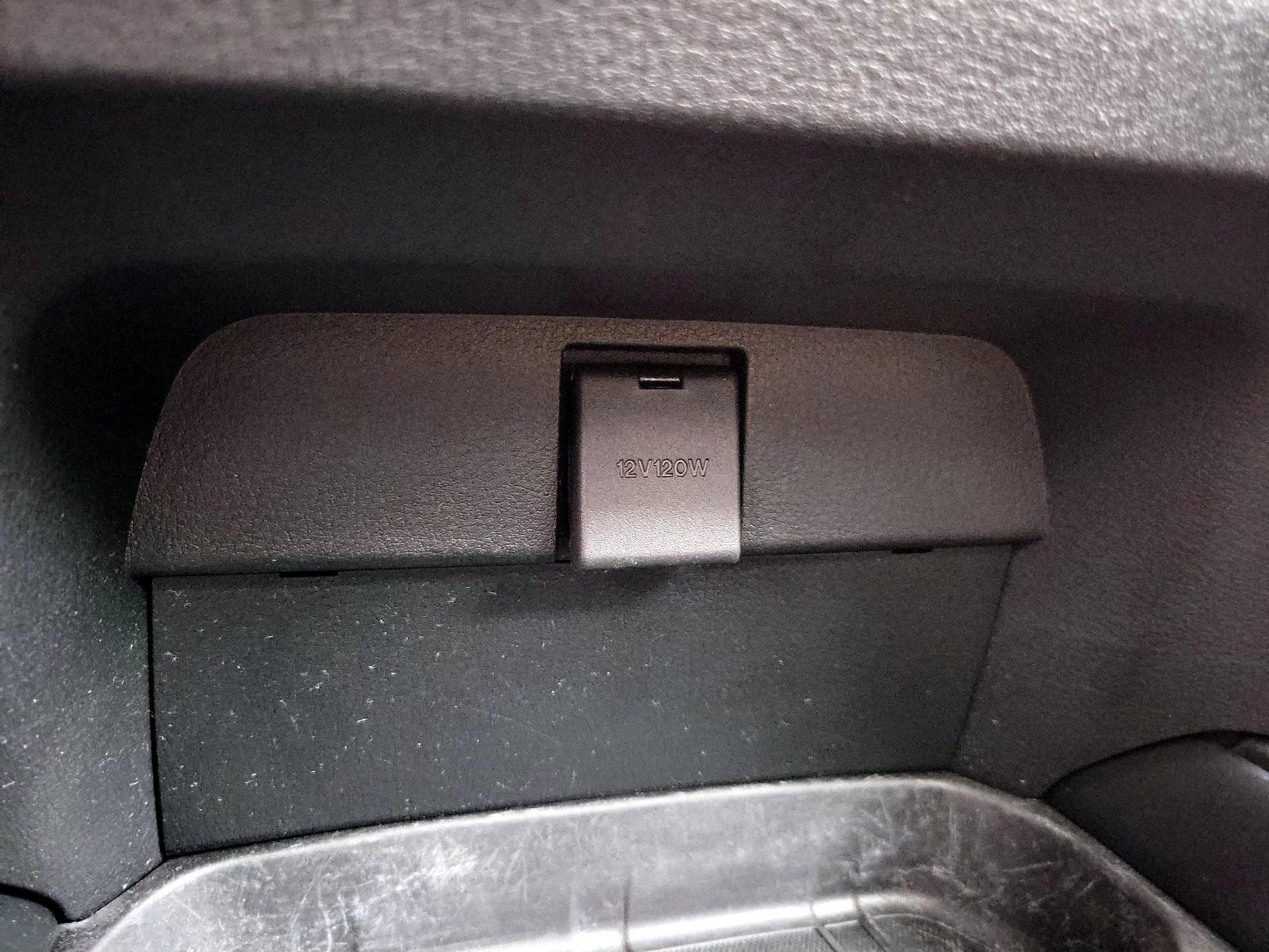 Thumbnail: 2023 Mazda CX-50 - 18