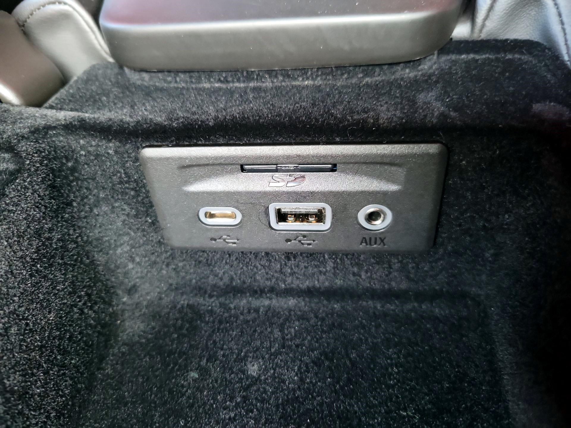 Thumbnail: 2022 Chevrolet Corvette - 19