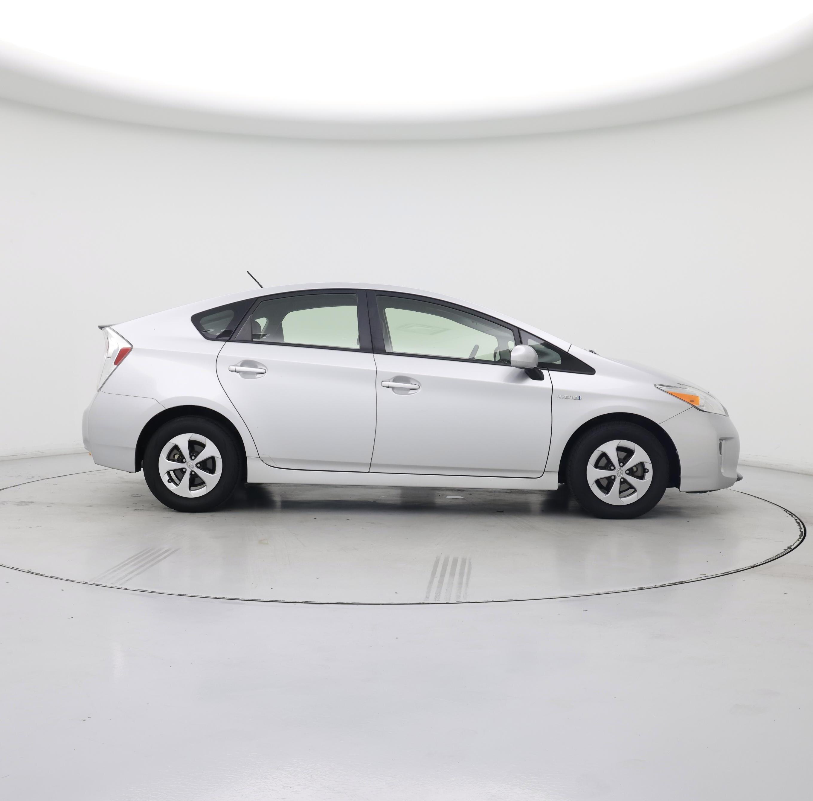 Thumbnail: 2014 Toyota Prius - 7