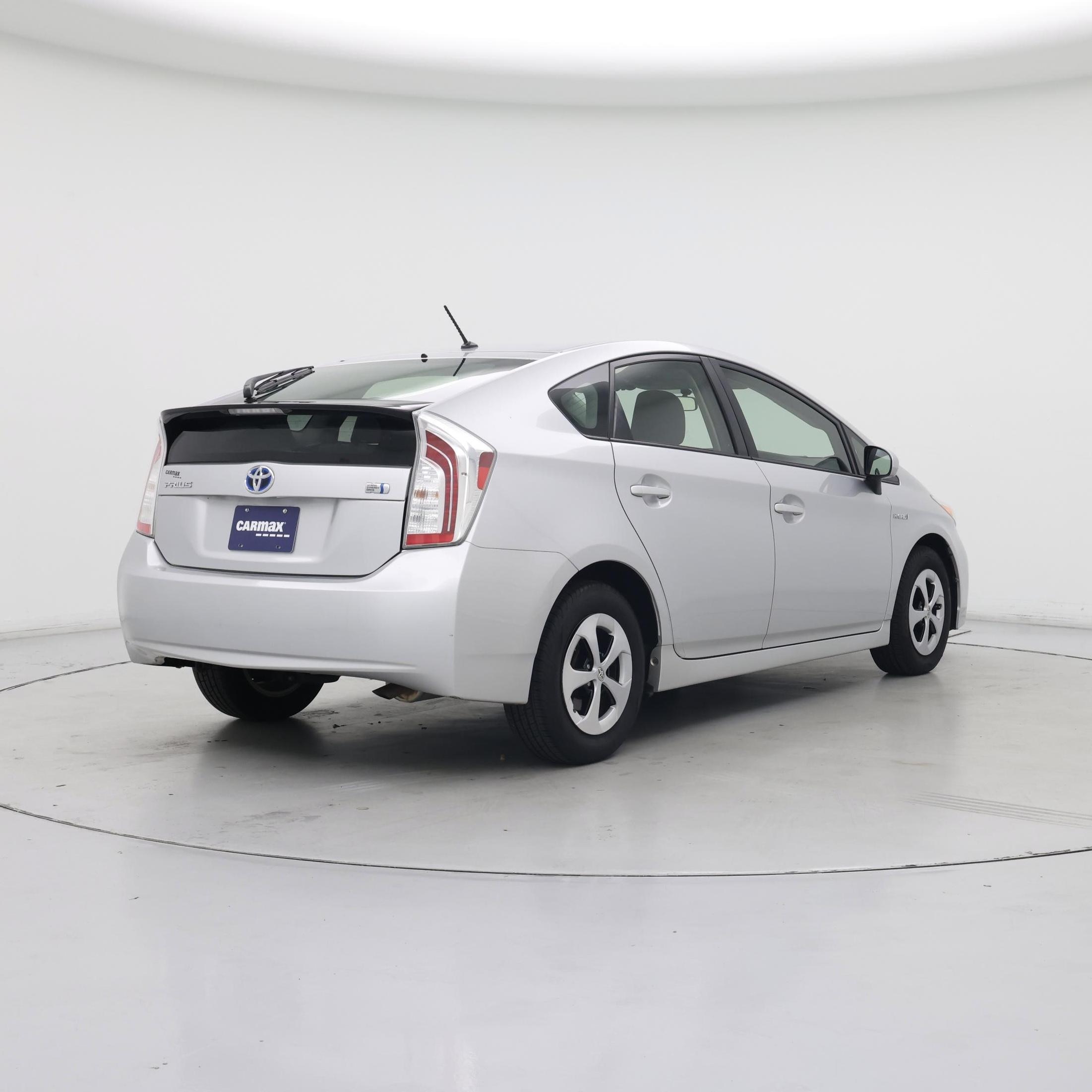 Thumbnail: 2014 Toyota Prius - 8