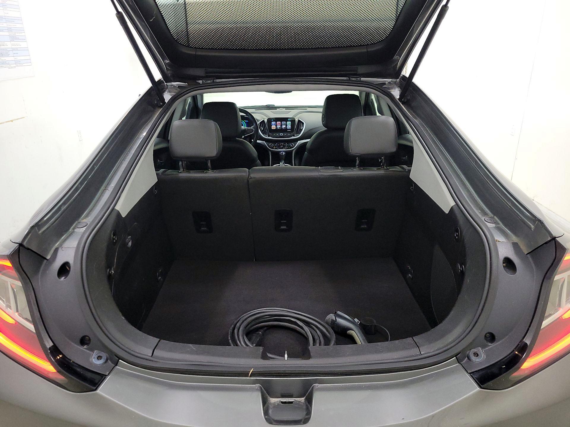 Thumbnail: 2017 Chevrolet Volt - 20