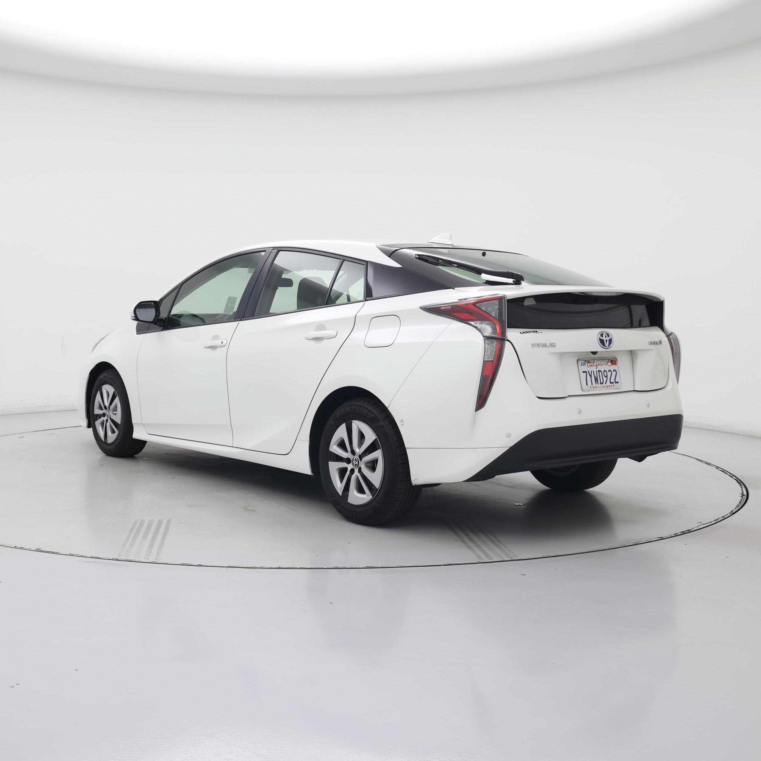 Thumbnail: 2017 Toyota Prius - 2