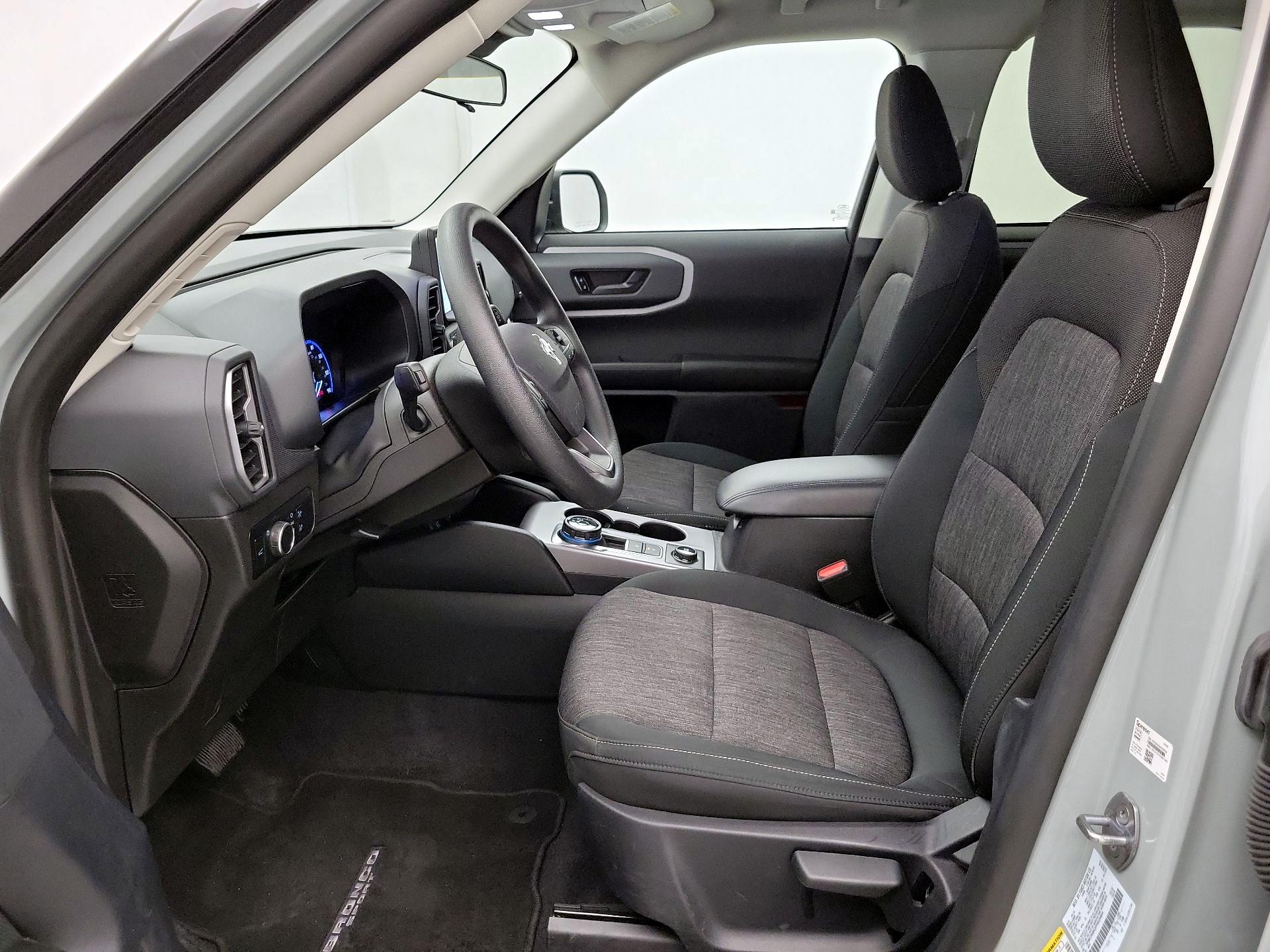 Thumbnail: 2023 Ford Bronco Sport - 11