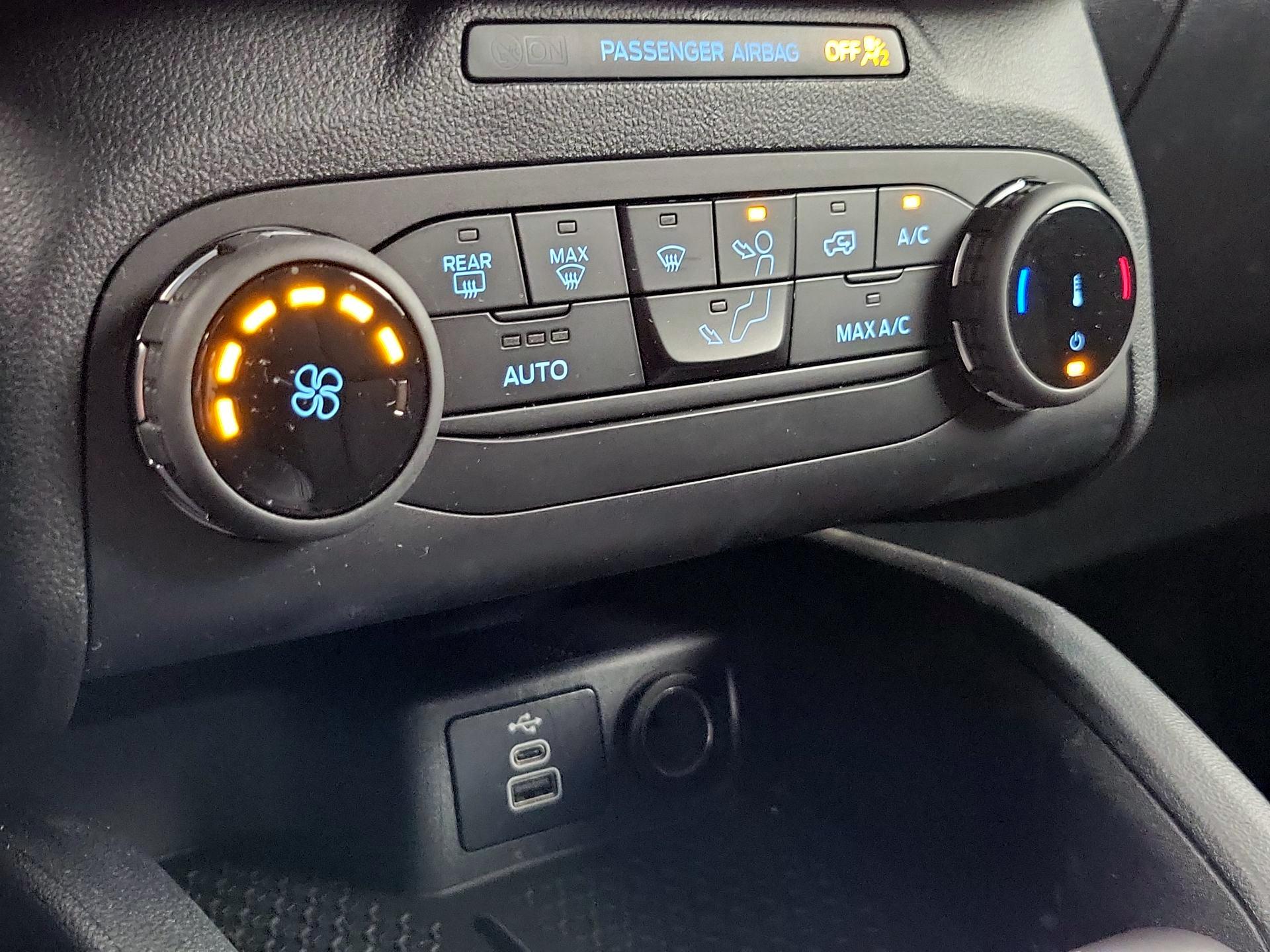 Thumbnail: 2023 Ford Bronco Sport - 16