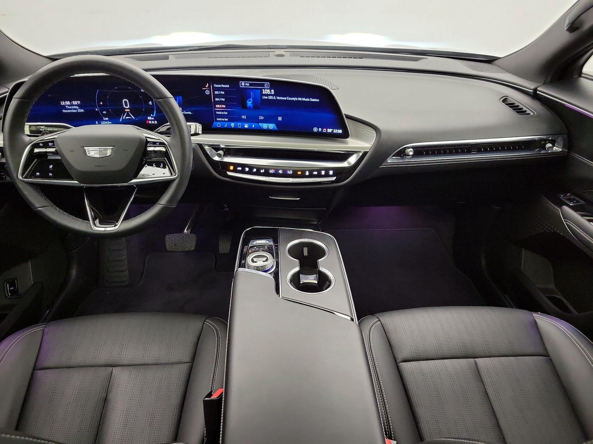 Thumbnail: 2024 Cadillac Lyriq - 9