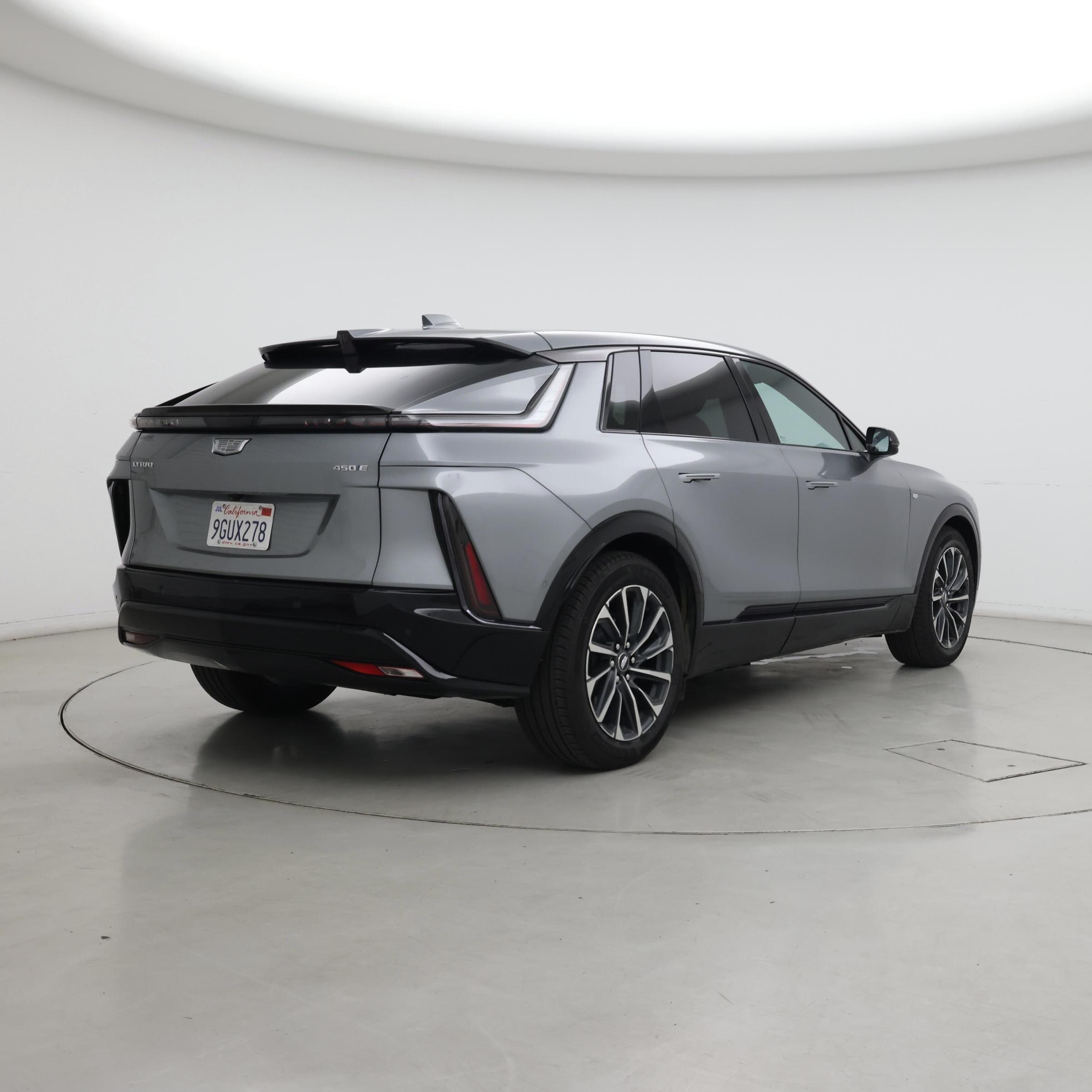 Thumbnail: 2024 Cadillac Lyriq - 8