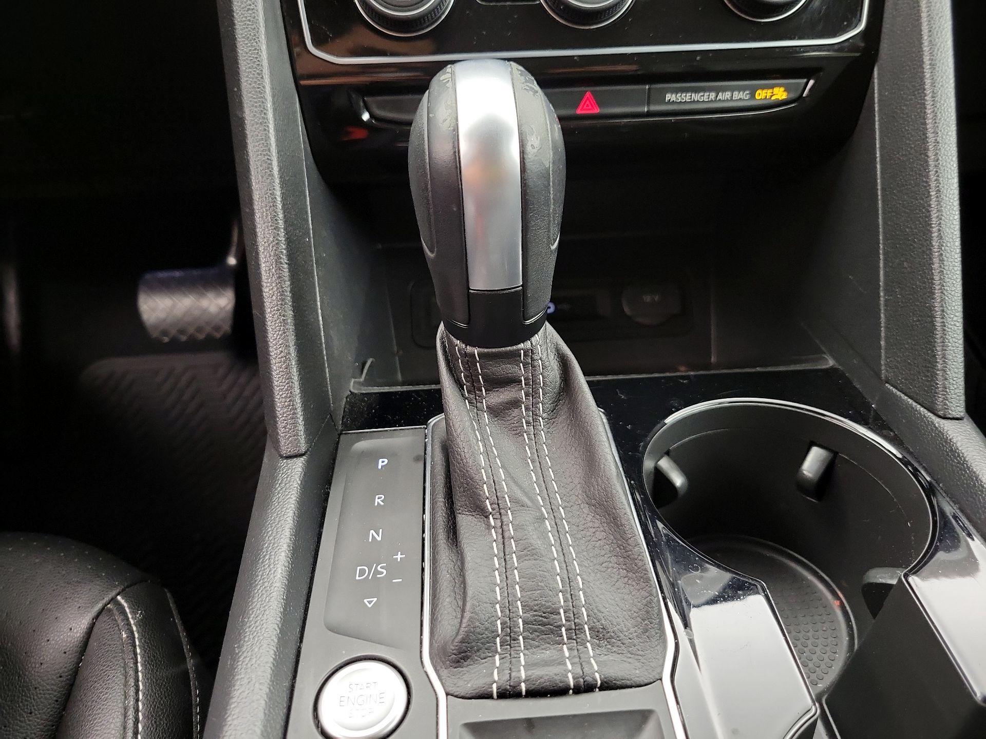 Thumbnail: 2023 Volkswagen Atlas - 17