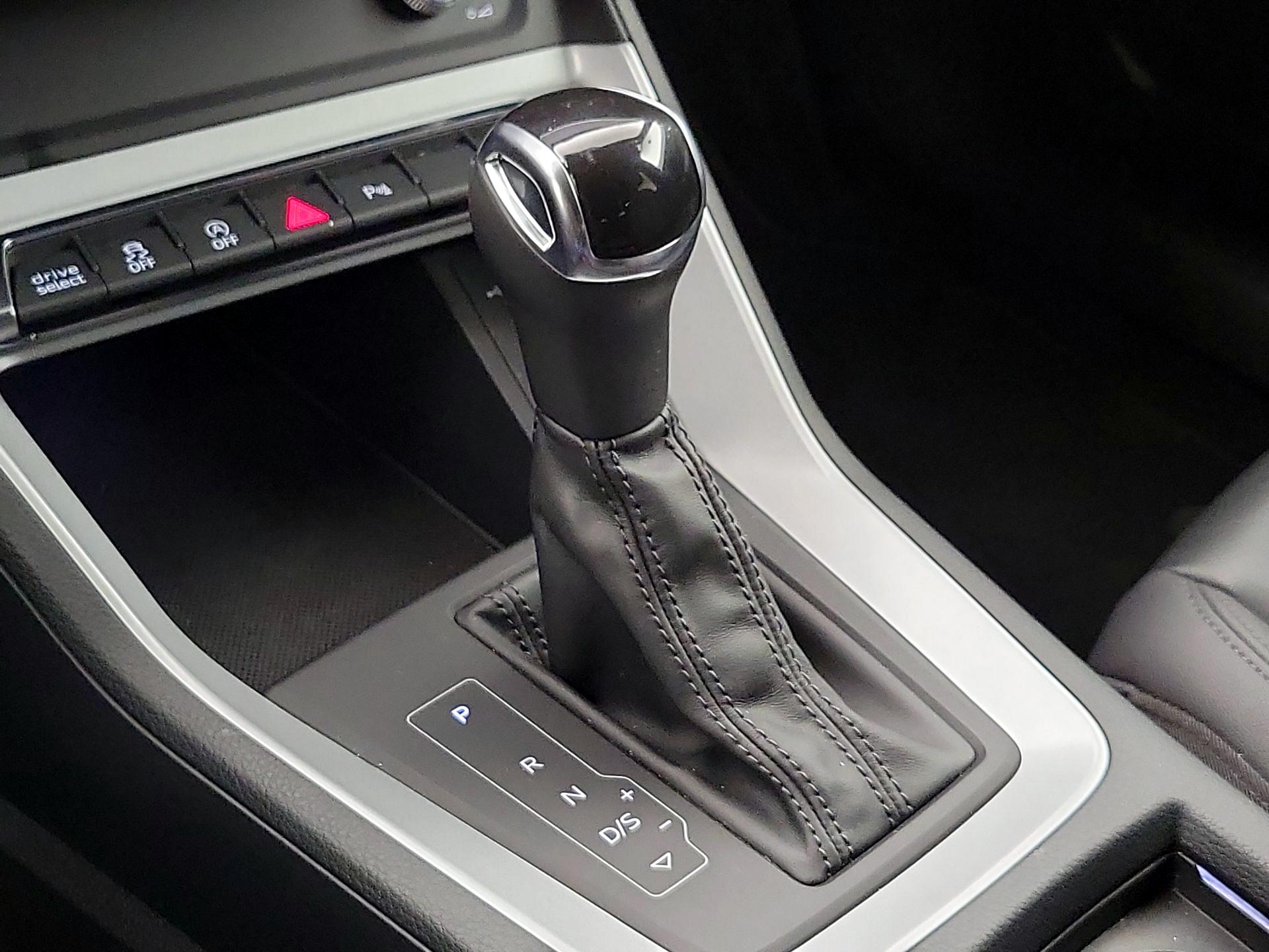 Thumbnail: 2021 Audi Q3 - 17