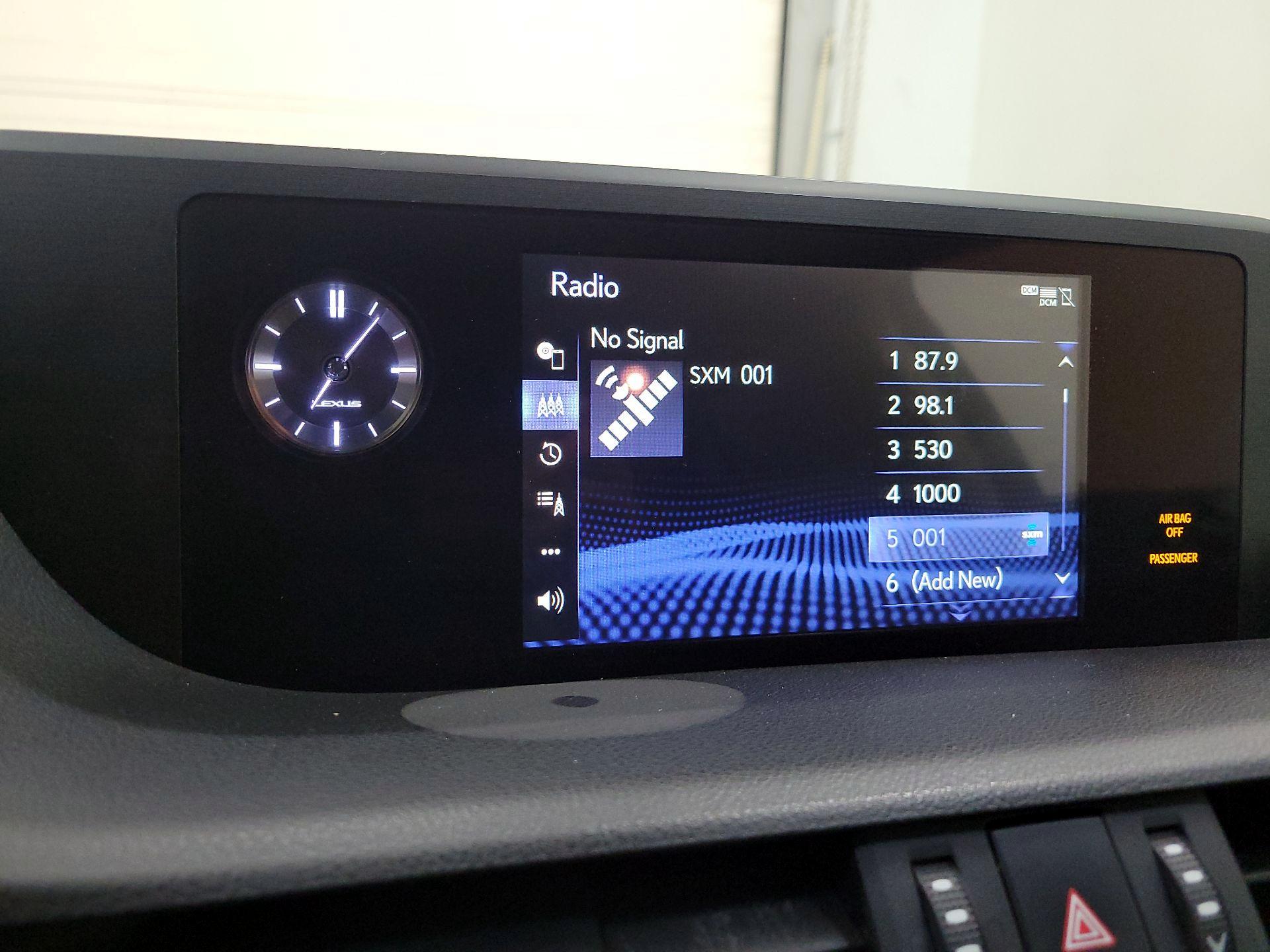 Thumbnail: 2019 Lexus ES - 15