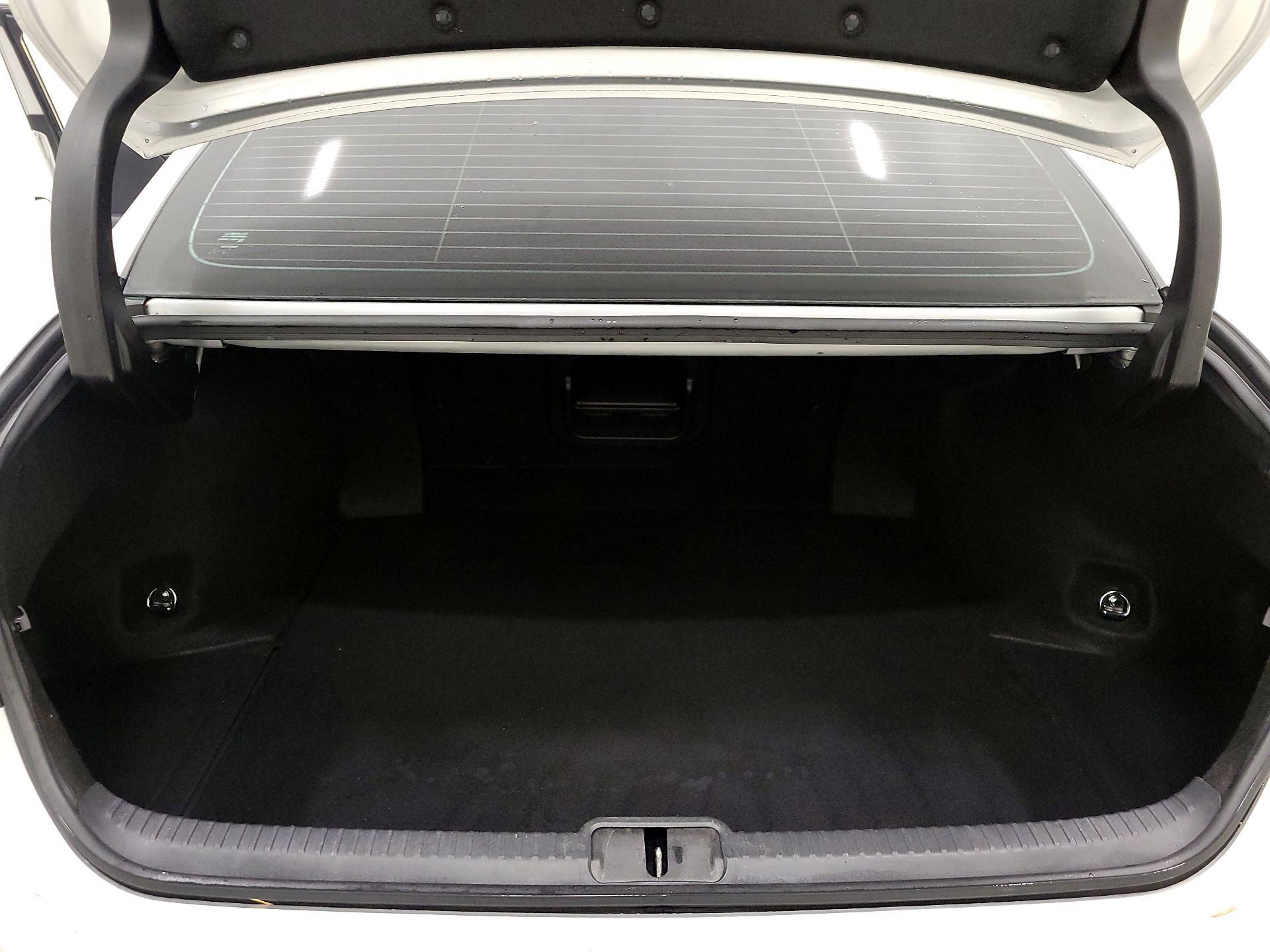 Thumbnail: 2019 Lexus ES - 20