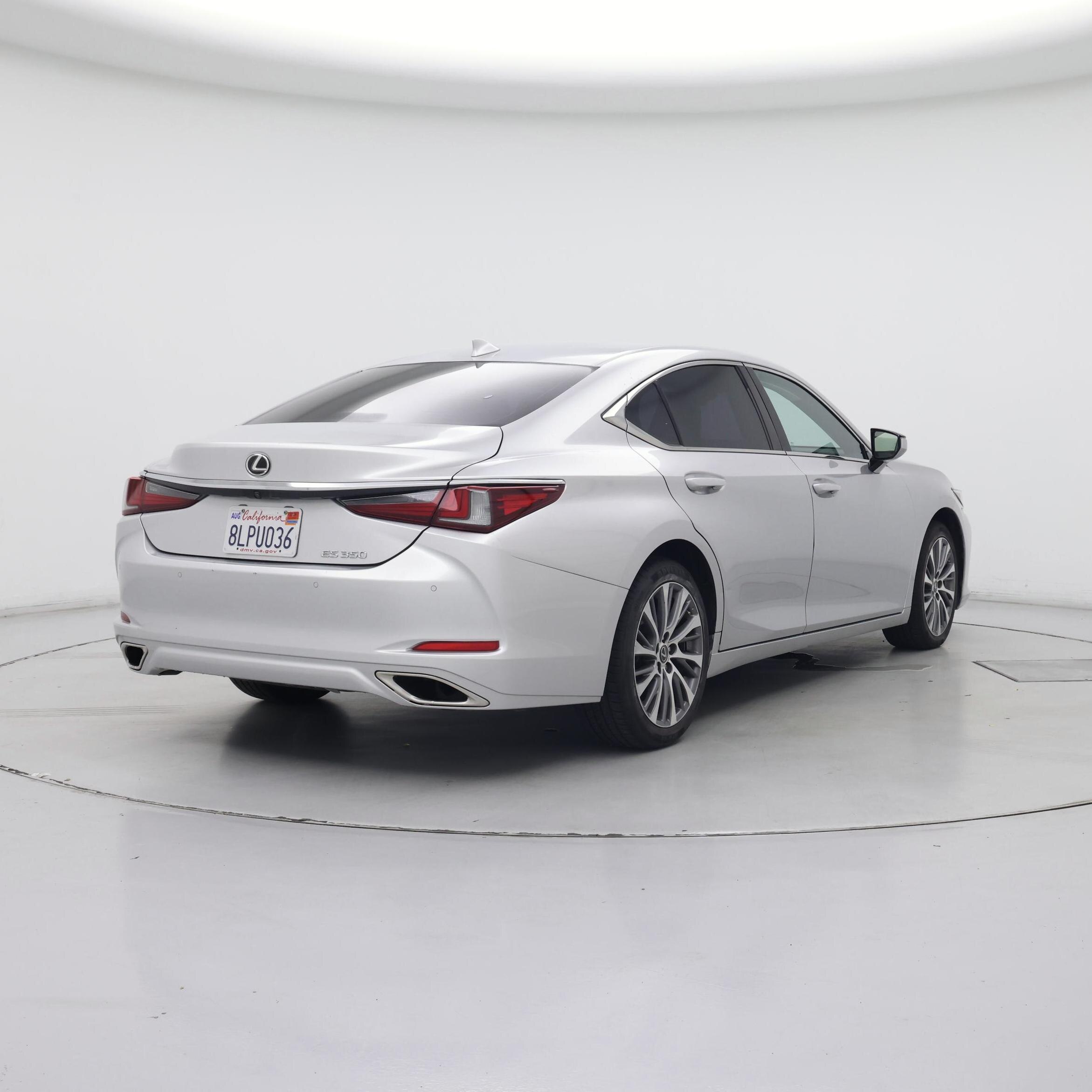 Thumbnail: 2019 Lexus ES - 8