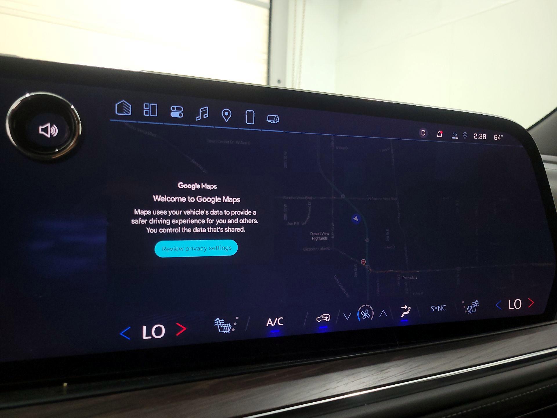 Thumbnail: 2025 Chevrolet Suburban - 14