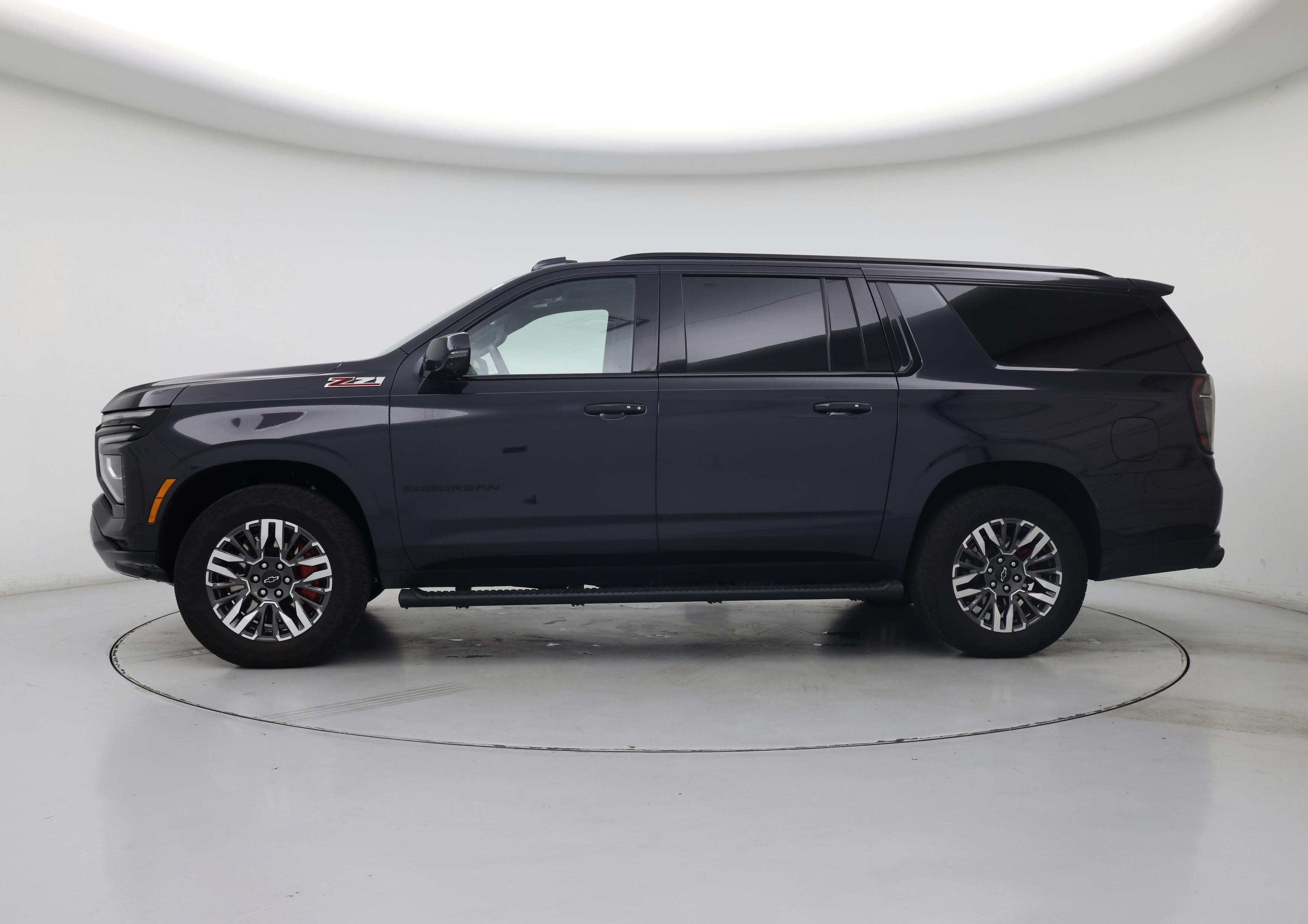 Thumbnail: 2025 Chevrolet Suburban - 3