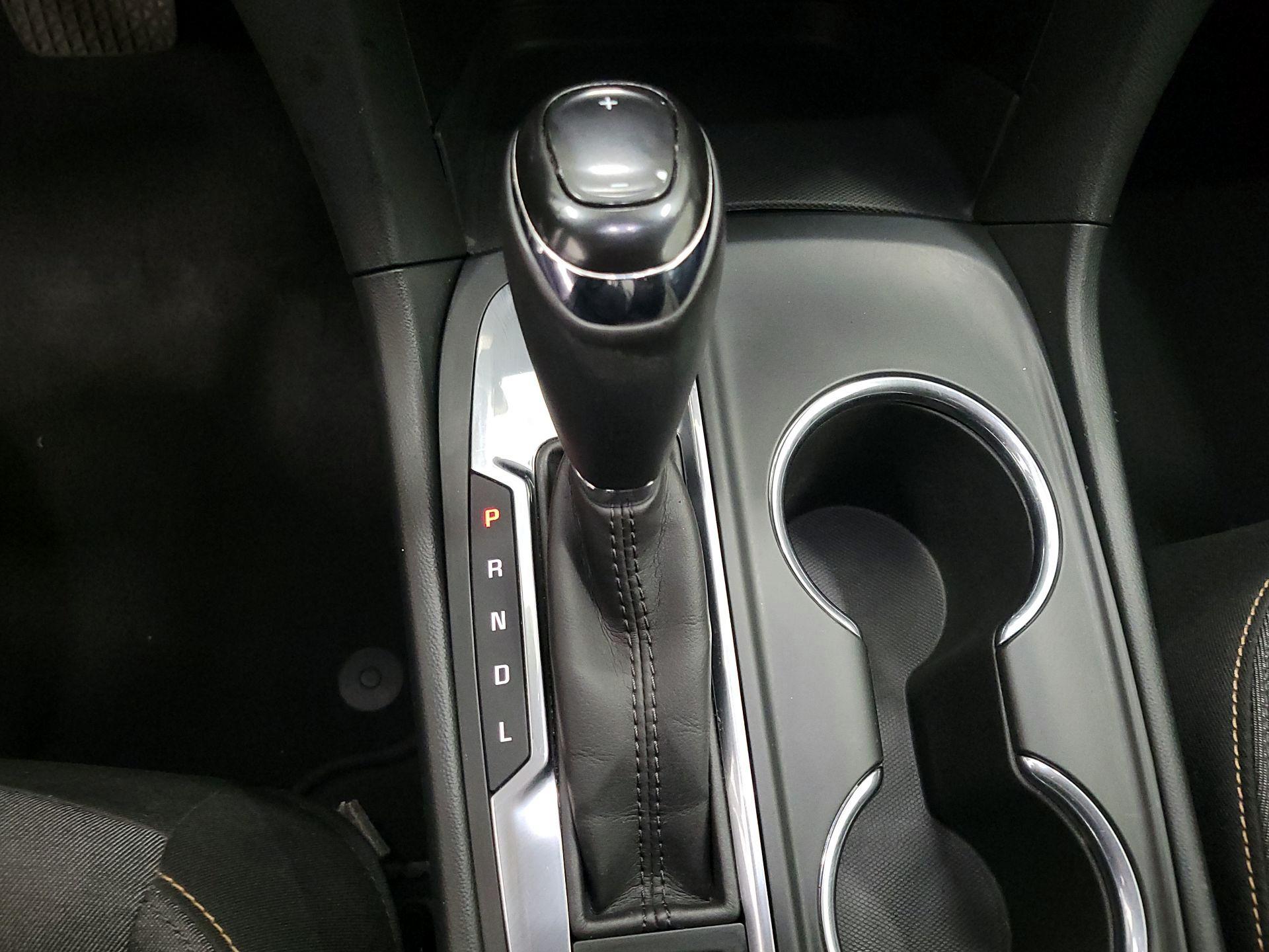 Thumbnail: 2019 Chevrolet Equinox - 17