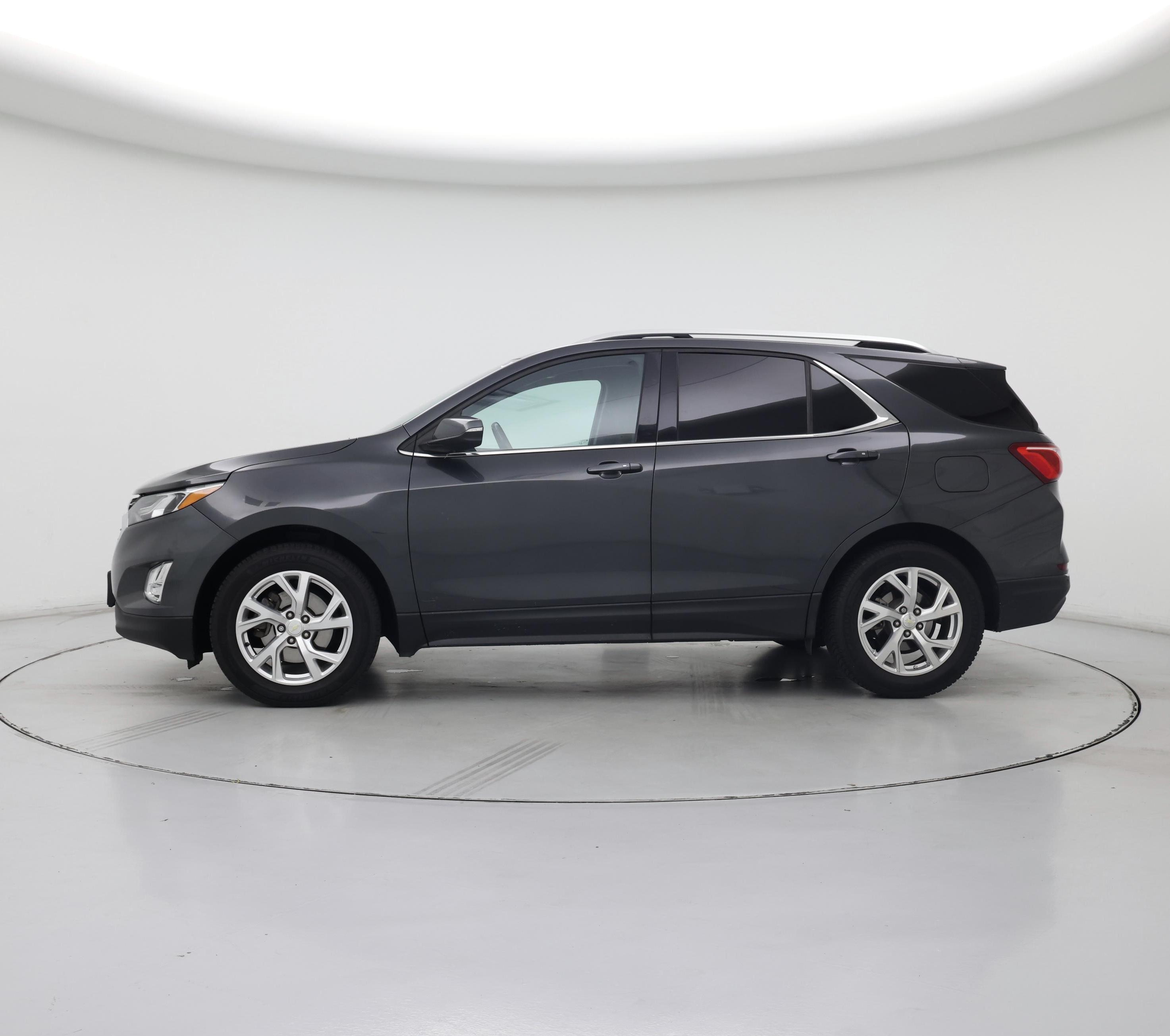 Thumbnail: 2019 Chevrolet Equinox - 3