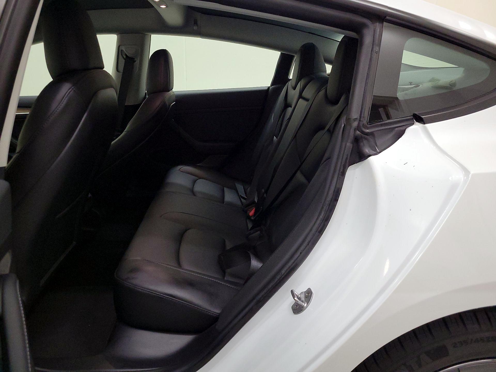 Thumbnail: 2022 Tesla Model 3 - 20