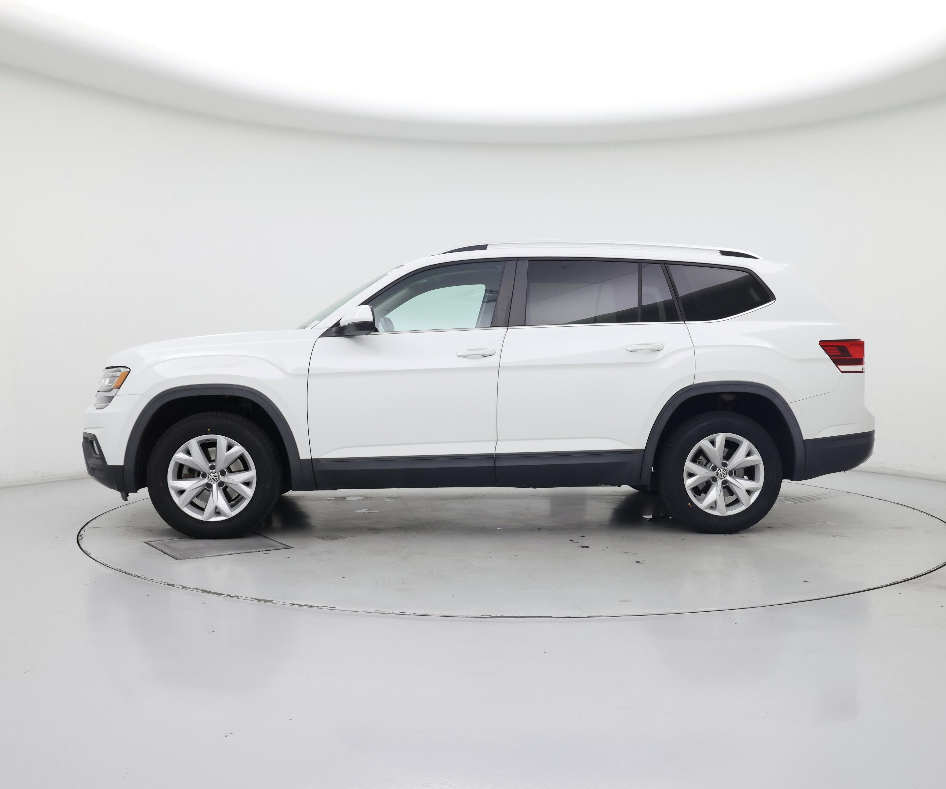 Thumbnail: 2018 Volkswagen Atlas - 3
