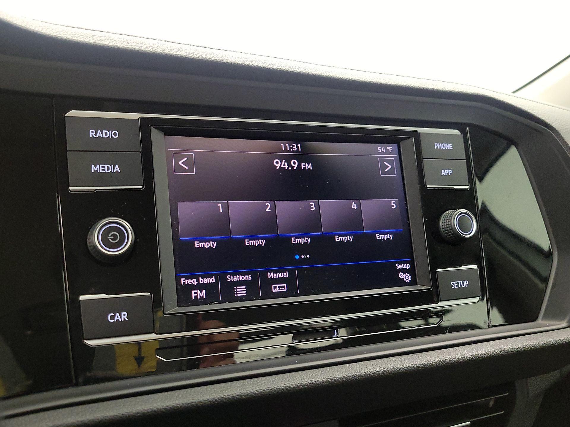 Thumbnail: 2019 Volkswagen Jetta - 15