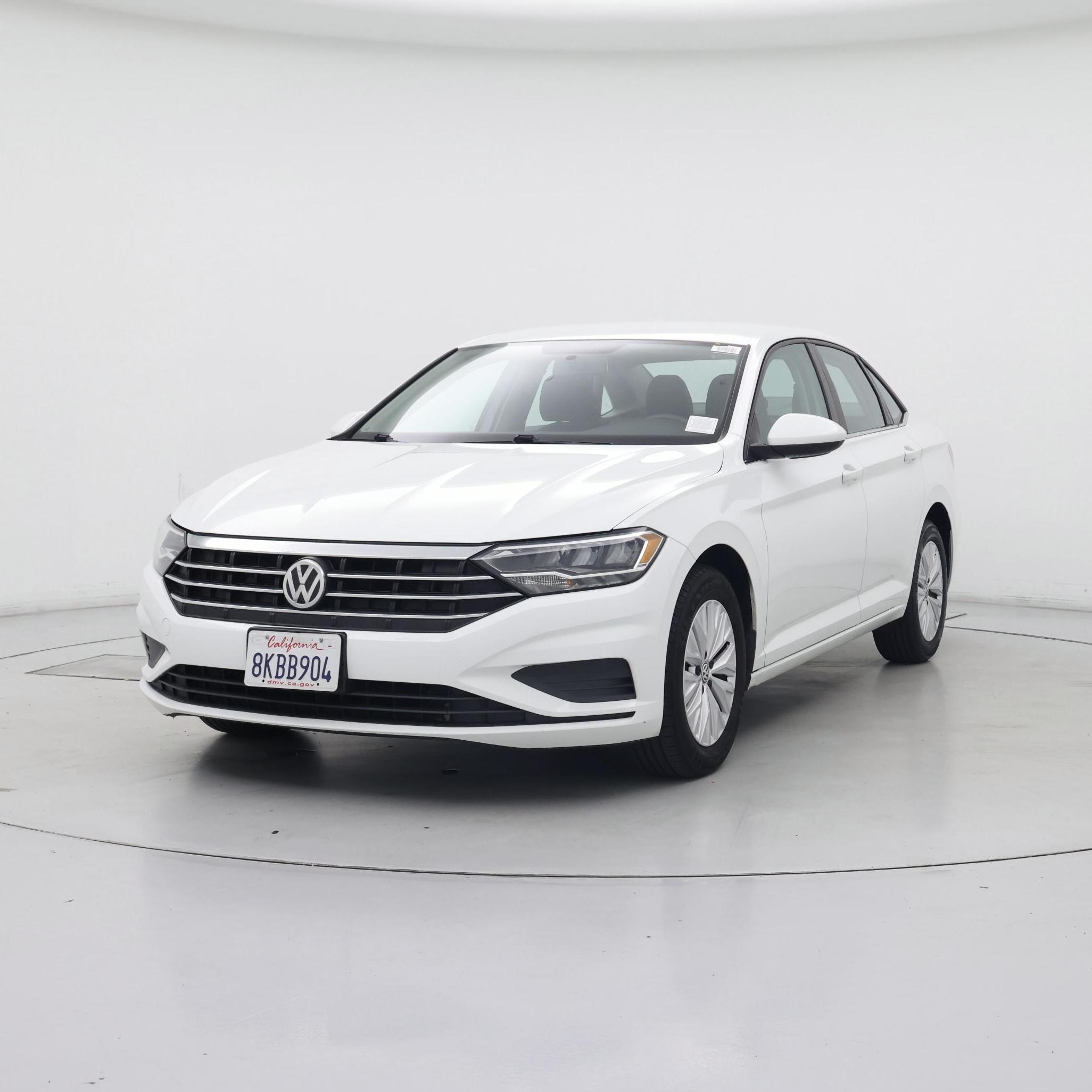 Thumbnail: 2019 Volkswagen Jetta - 4