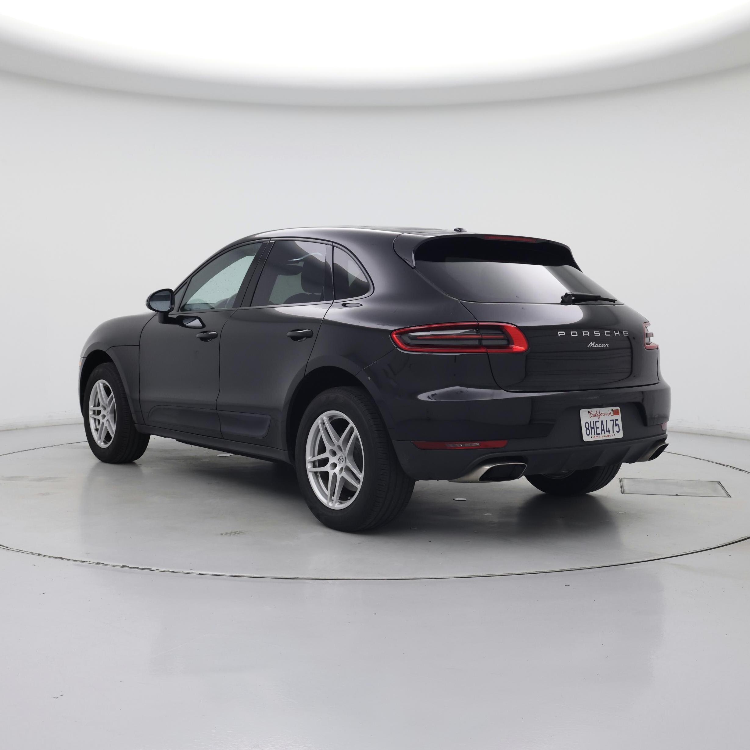 Thumbnail: 2018 Porsche Macan - 2