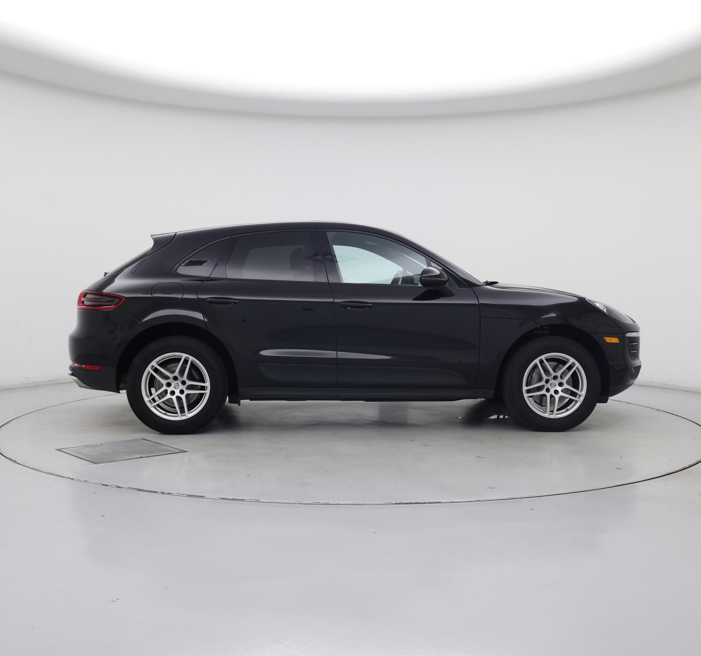 Thumbnail: 2018 Porsche Macan - 7